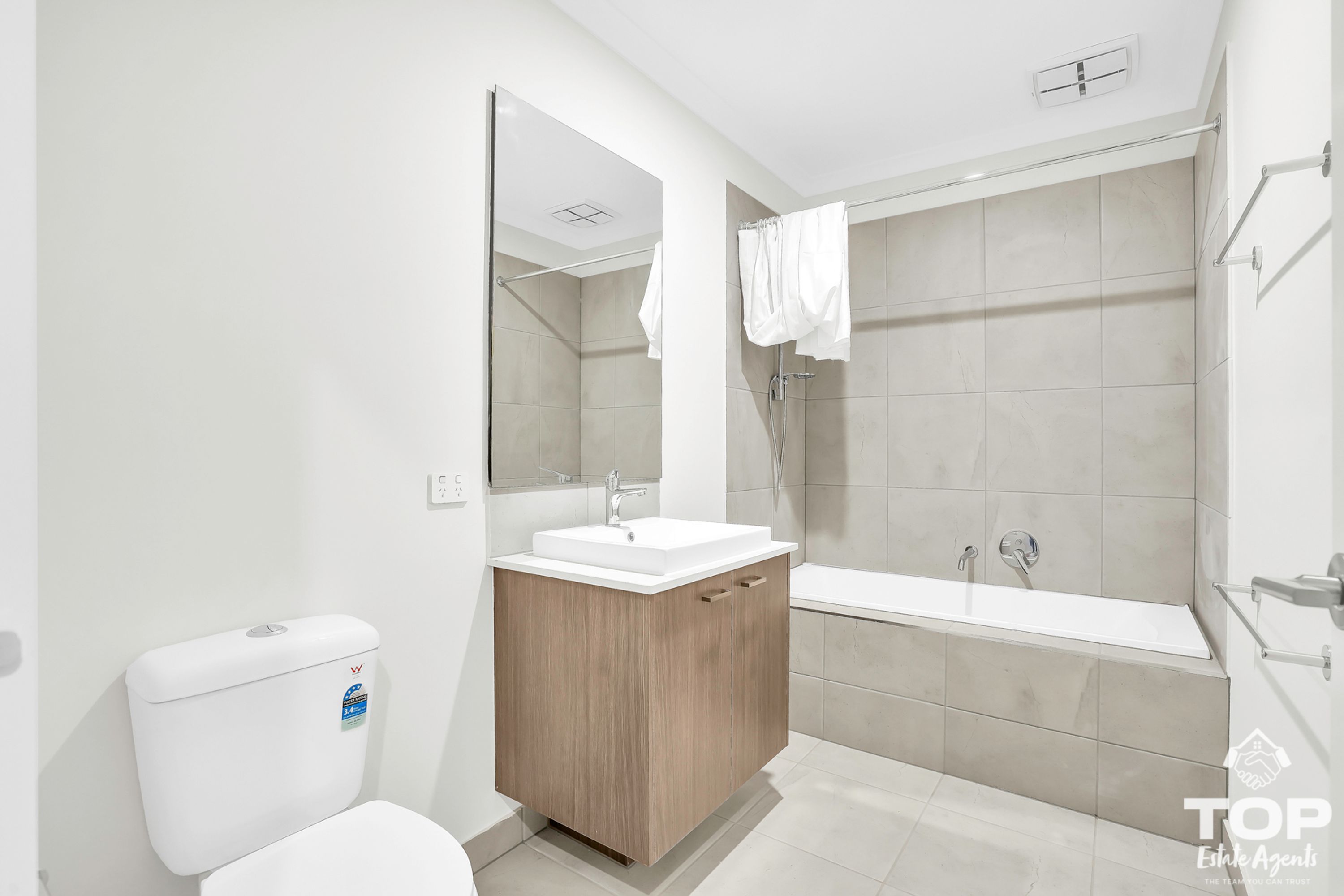 17 Hedgeley Avenue, Deanside - Thumbnail 7