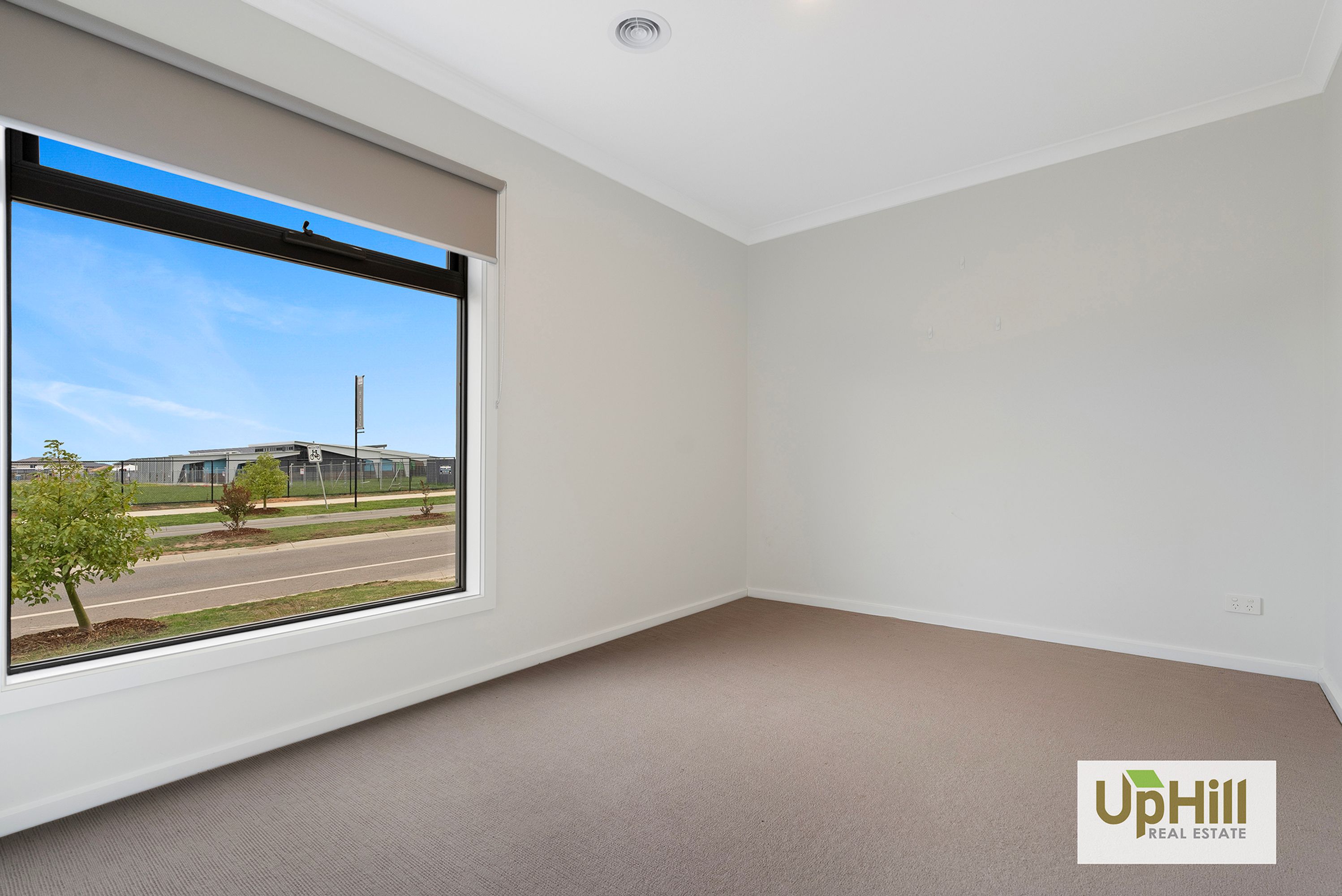 20 Croft Dr, Clyde North - Thumbnail 6
