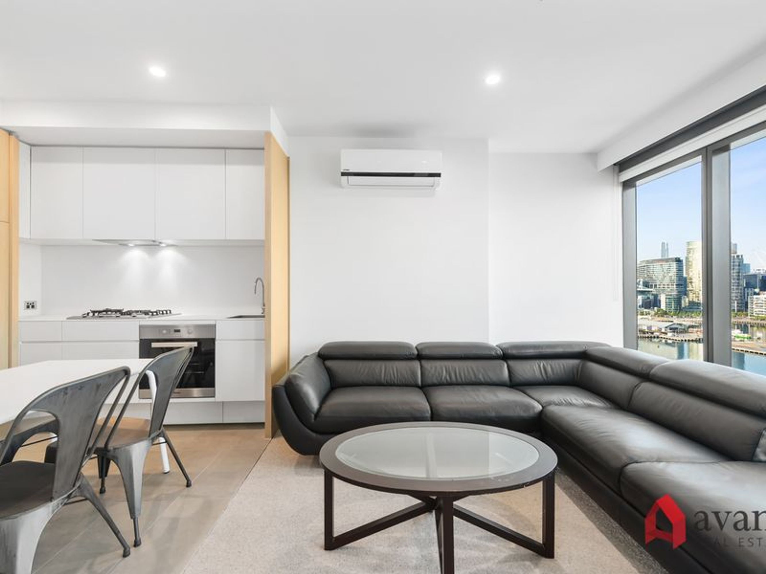 1402/8 Pearl River Road, Docklands - Thumbnail 5