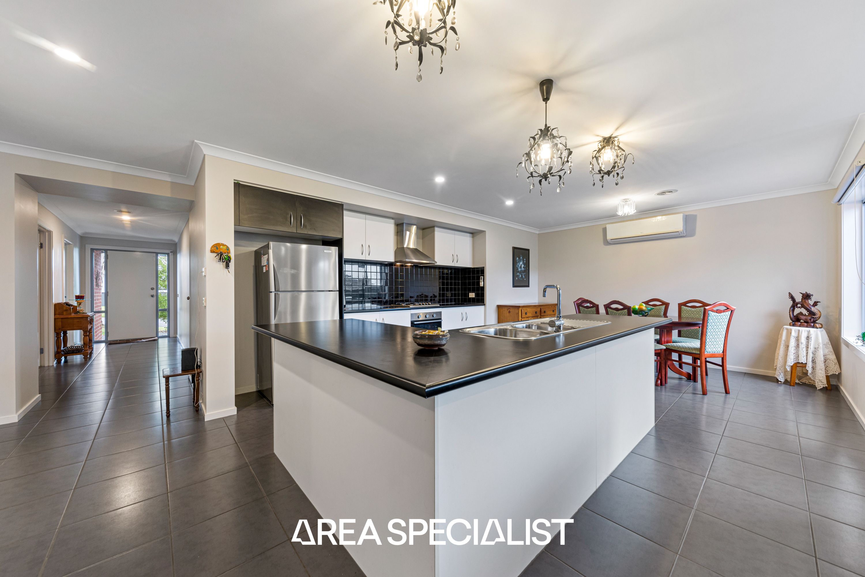 15 Half Moon Crescent, Pakenham - Thumbnail 3
