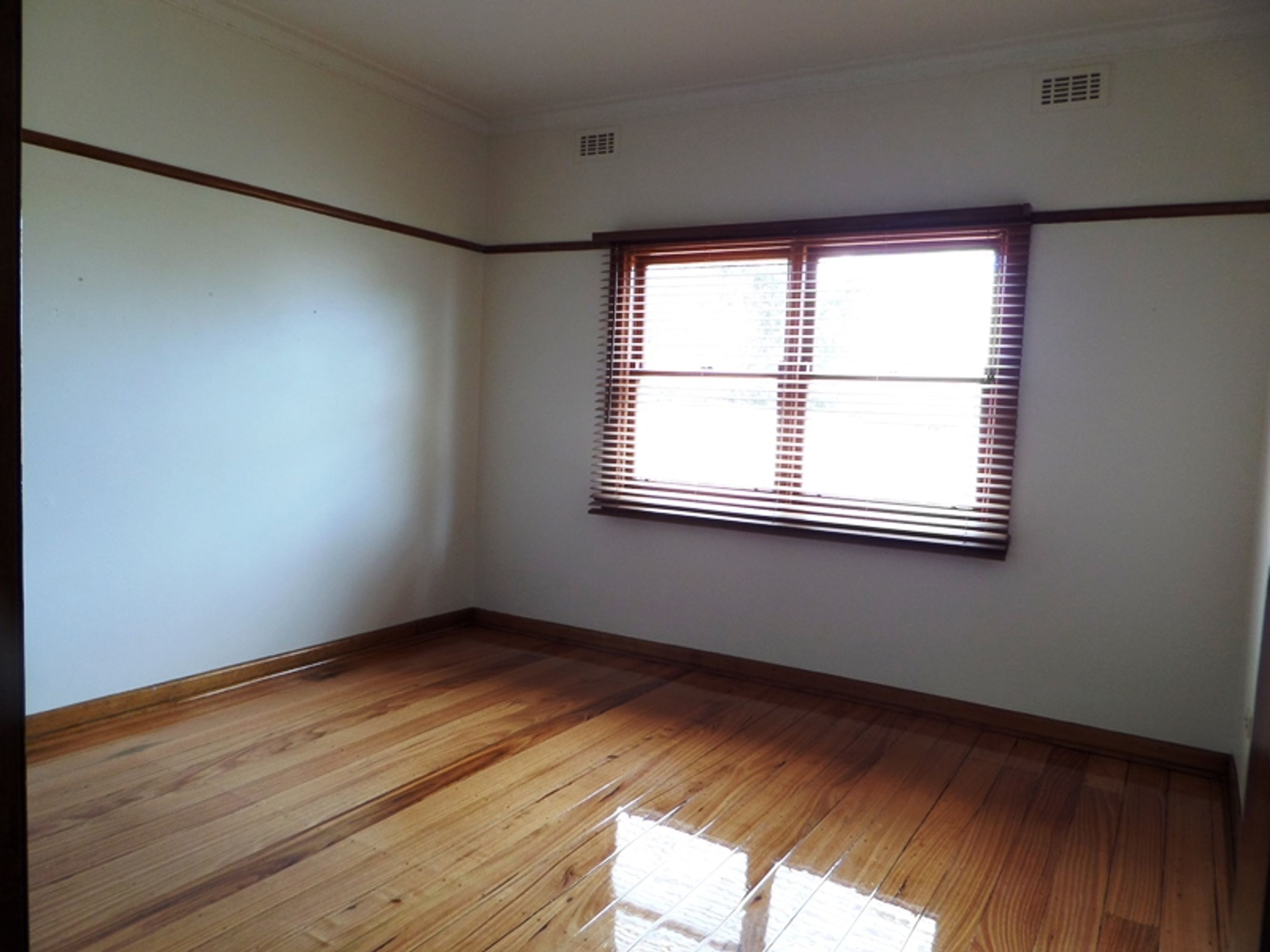 10 Kemp Street, Springvale - Thumbnail 8