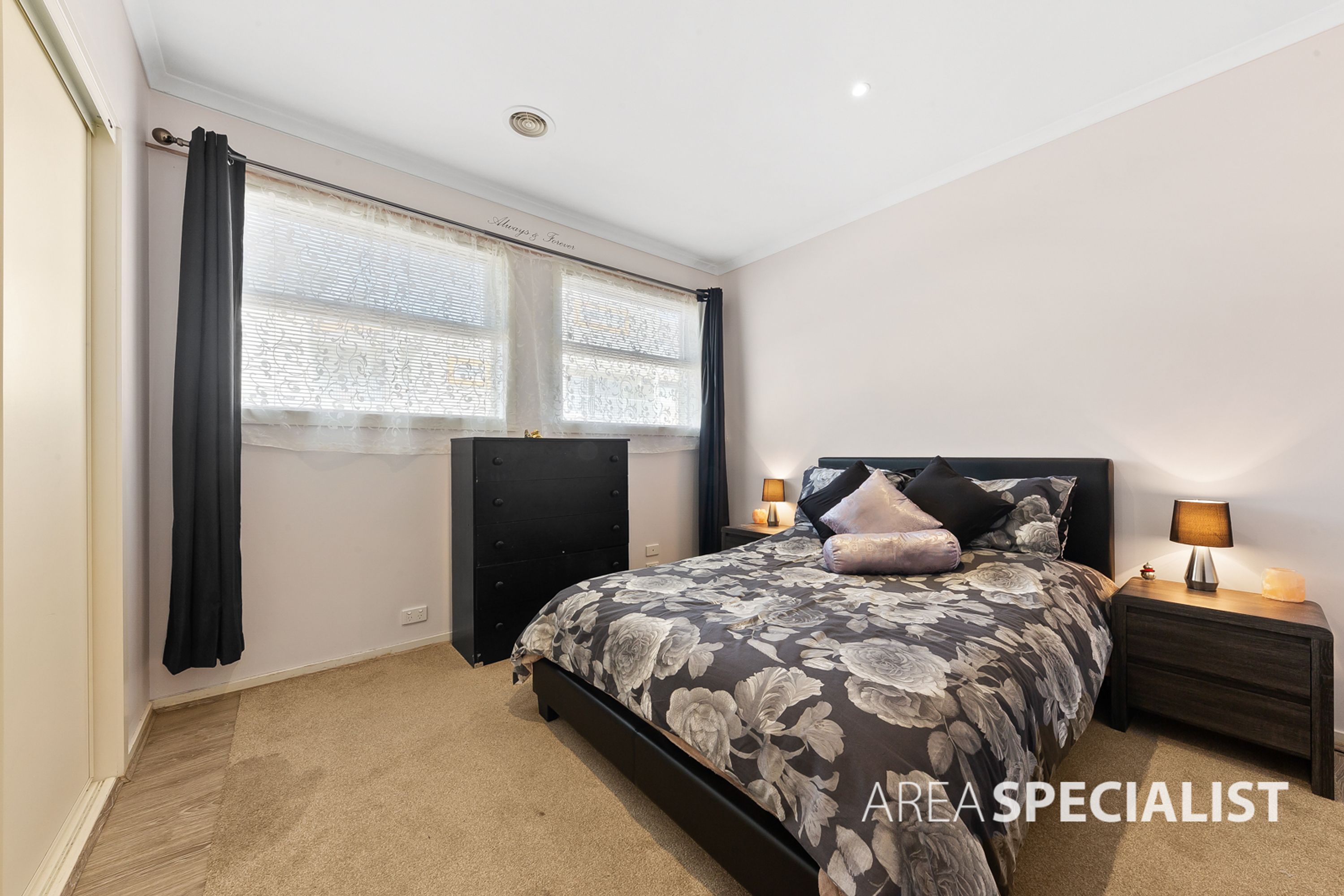 6 Strathvea Lane, Caroline Springs VIC 3023, Caroline Springs - Thumbnail 6