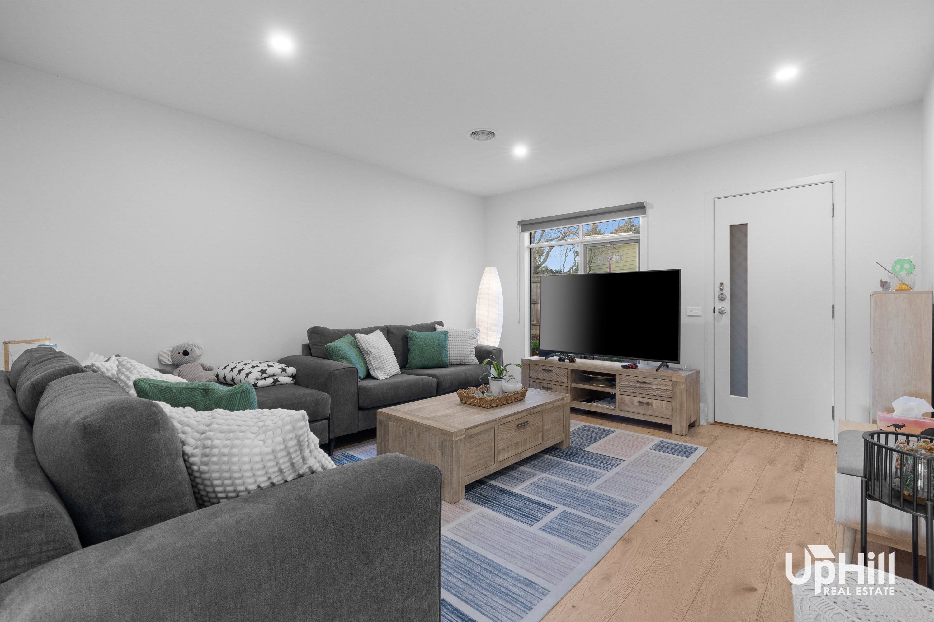 4 Sunnyoaks Lane, Hampton Park - Thumbnail 3