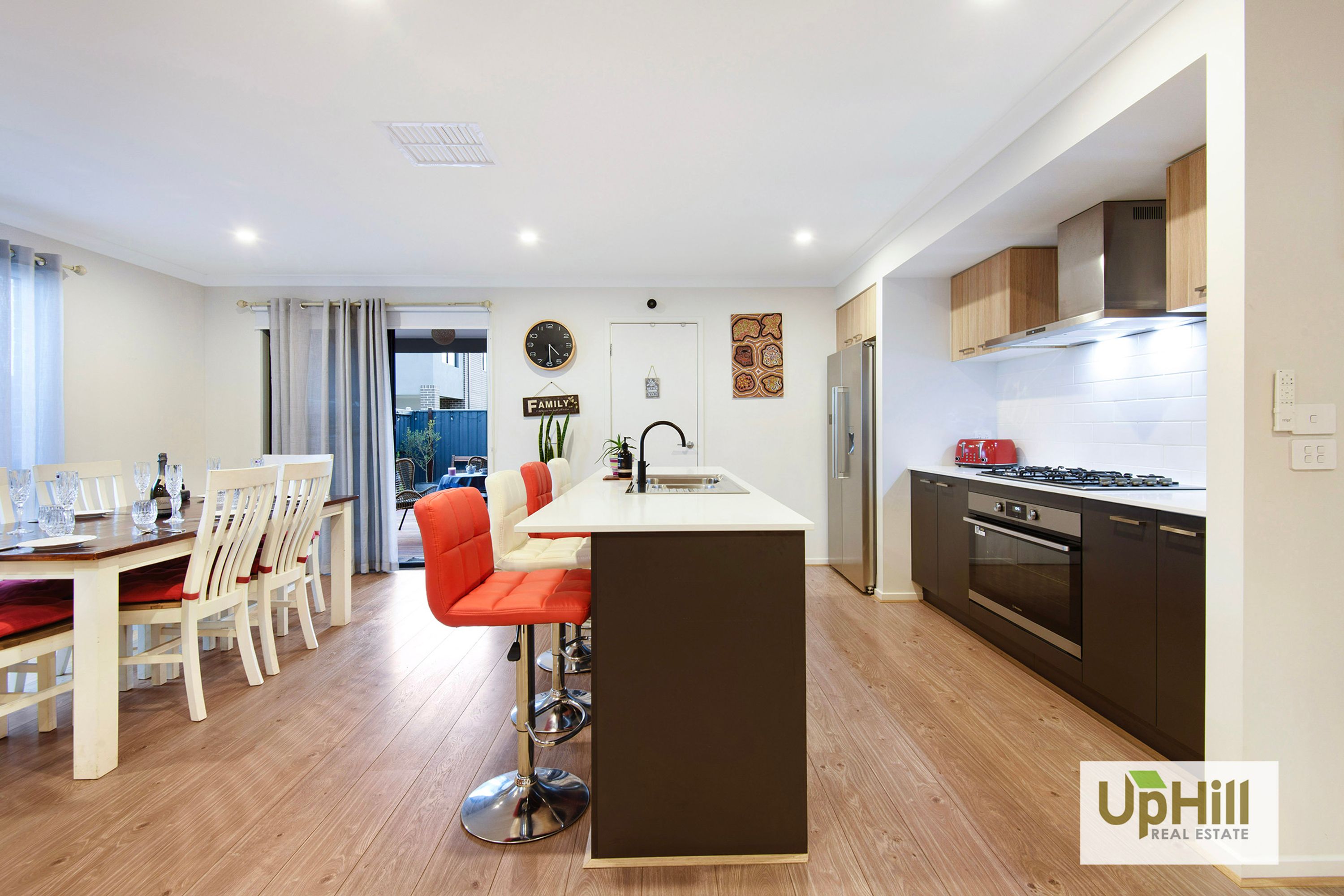10 Luxembourg Avenue, Clyde North - Thumbnail 5