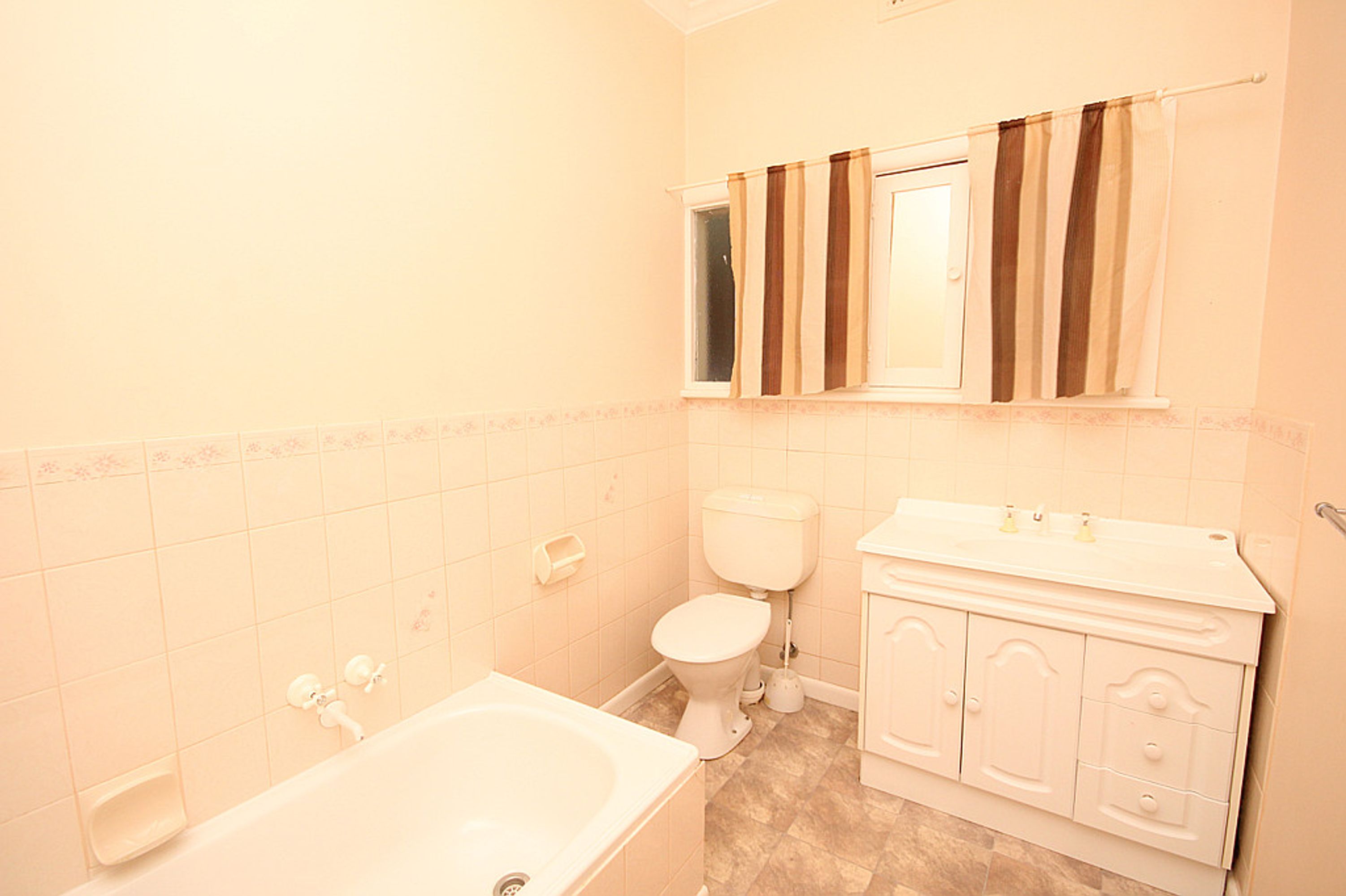 36 Stewart Street, Horsham, VIC 3400, Horsham - Thumbnail 7