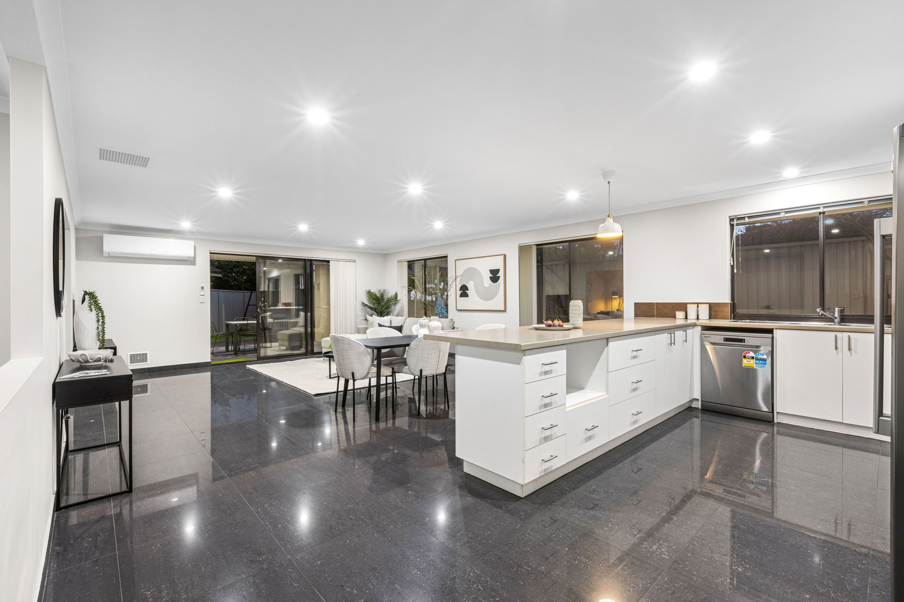 35A Whittle Place, Stirling - Thumbnail 4