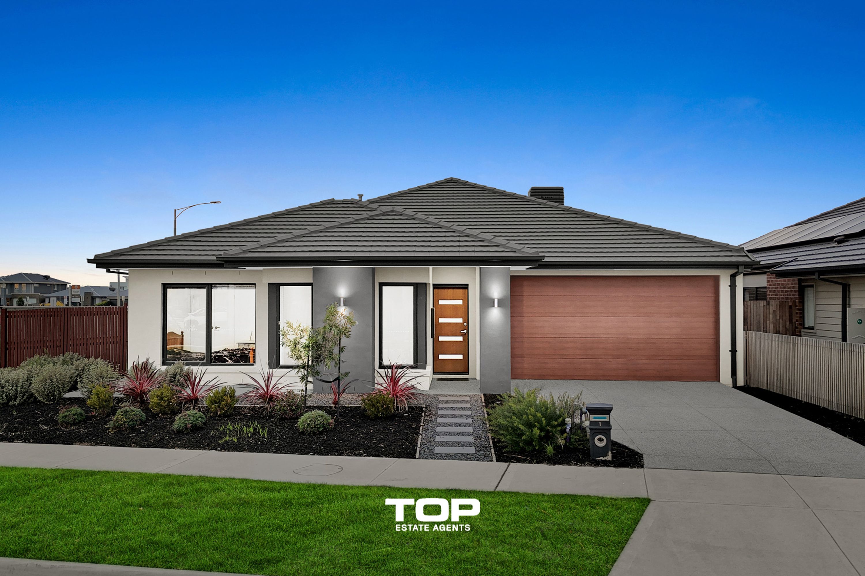 1 Stover Road, Clyde North - Thumbnail 4