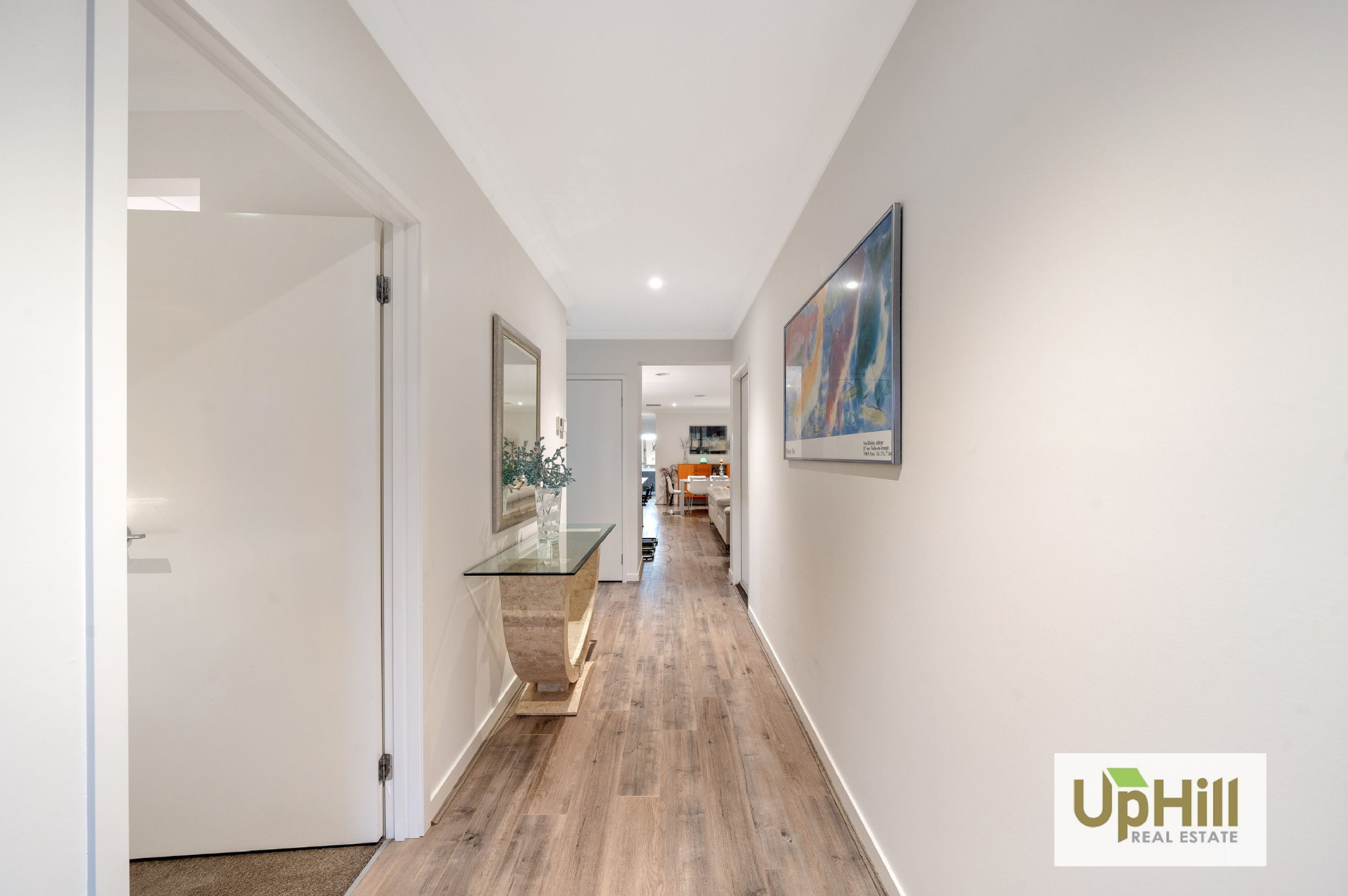 10 Everard Avenue, Clyde North - Thumbnail 3