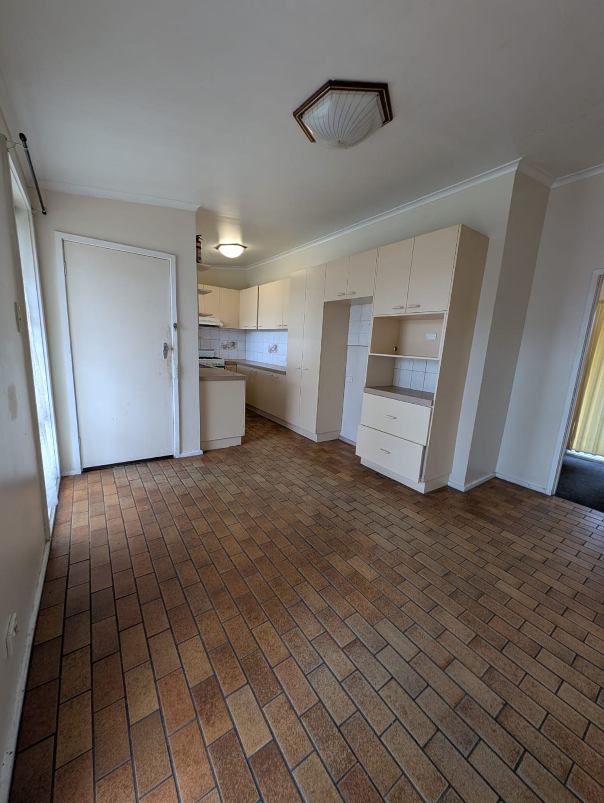 6 Bennett Street, Sunshine West - Thumbnail 8