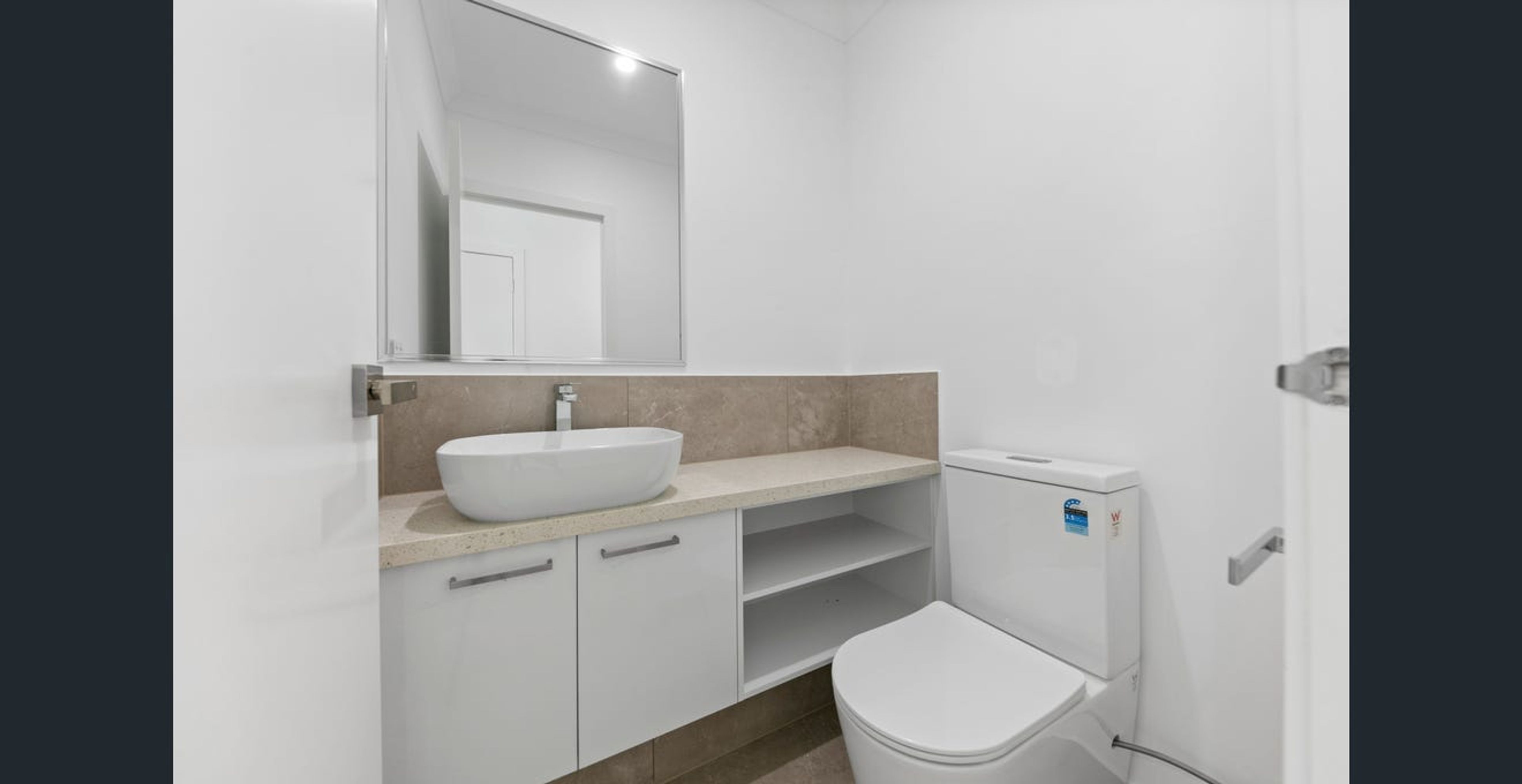 2/61 Manfred Avenue, St Albans VIC 3021, St Albans - Thumbnail 5