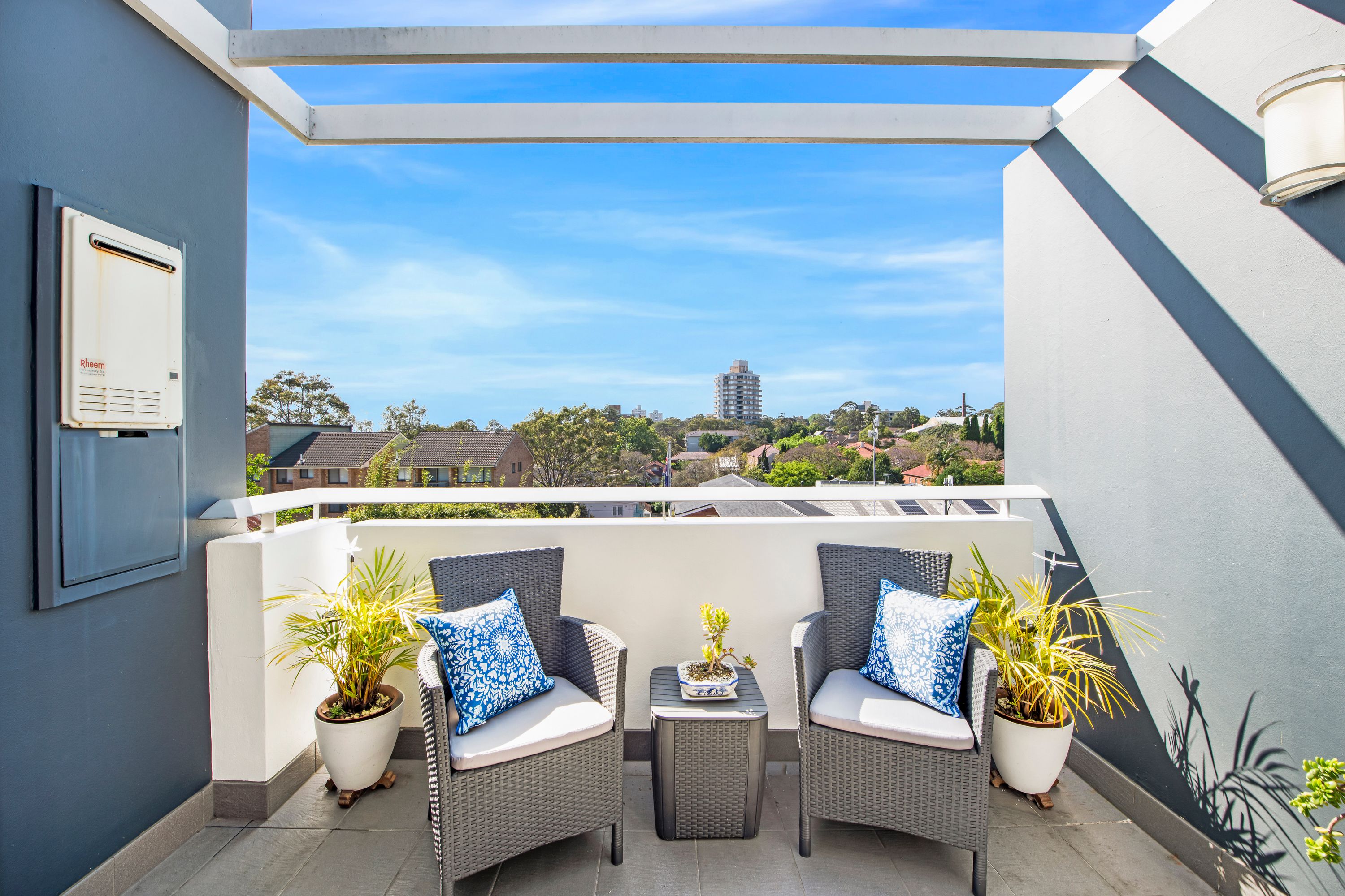 17/303 Miller Street, Cammeray - Thumbnail 2