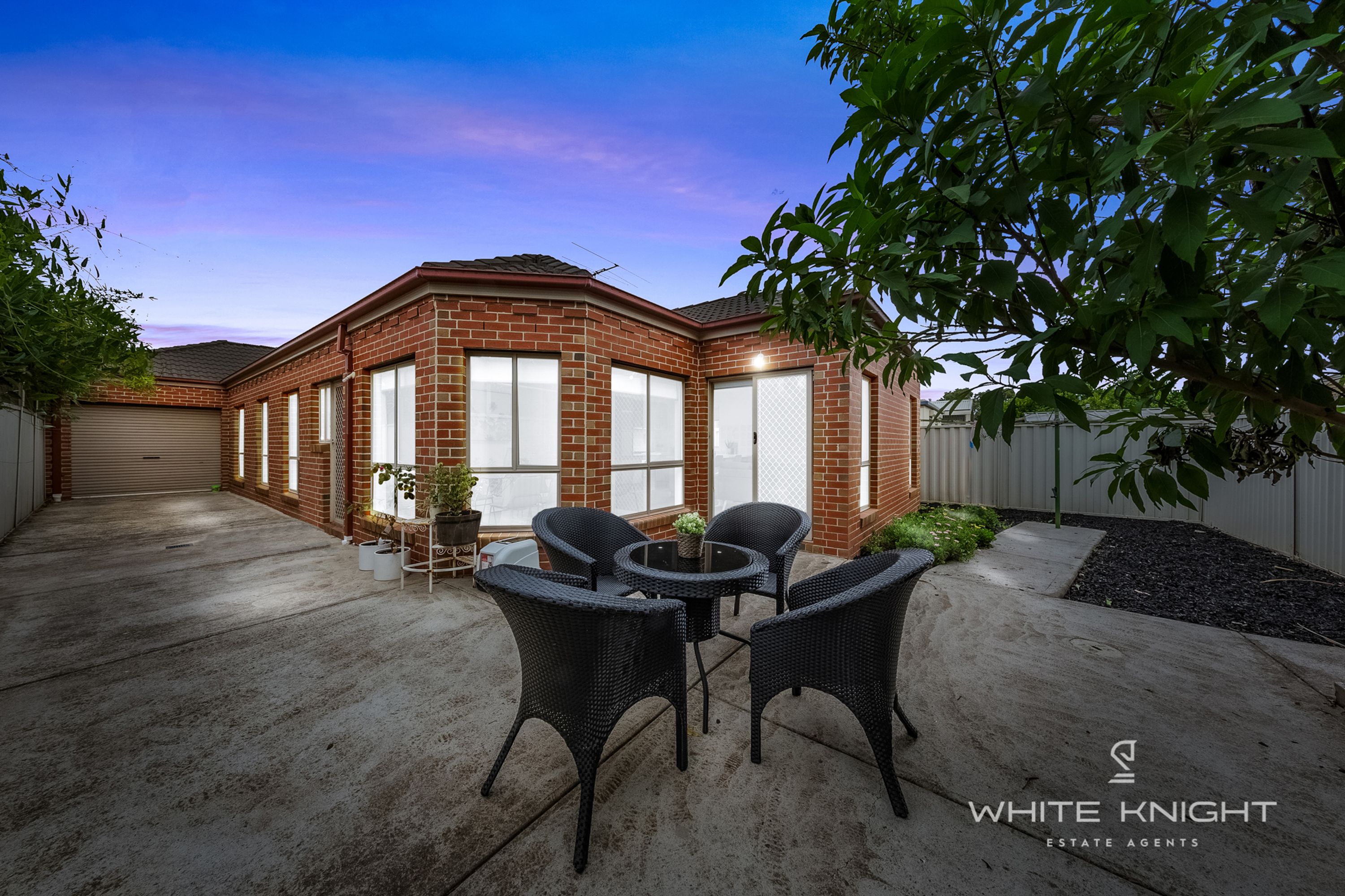 33 Blenheim Way, Caroline Springs VIC 3023, Caroline Springs - Thumbnail 4