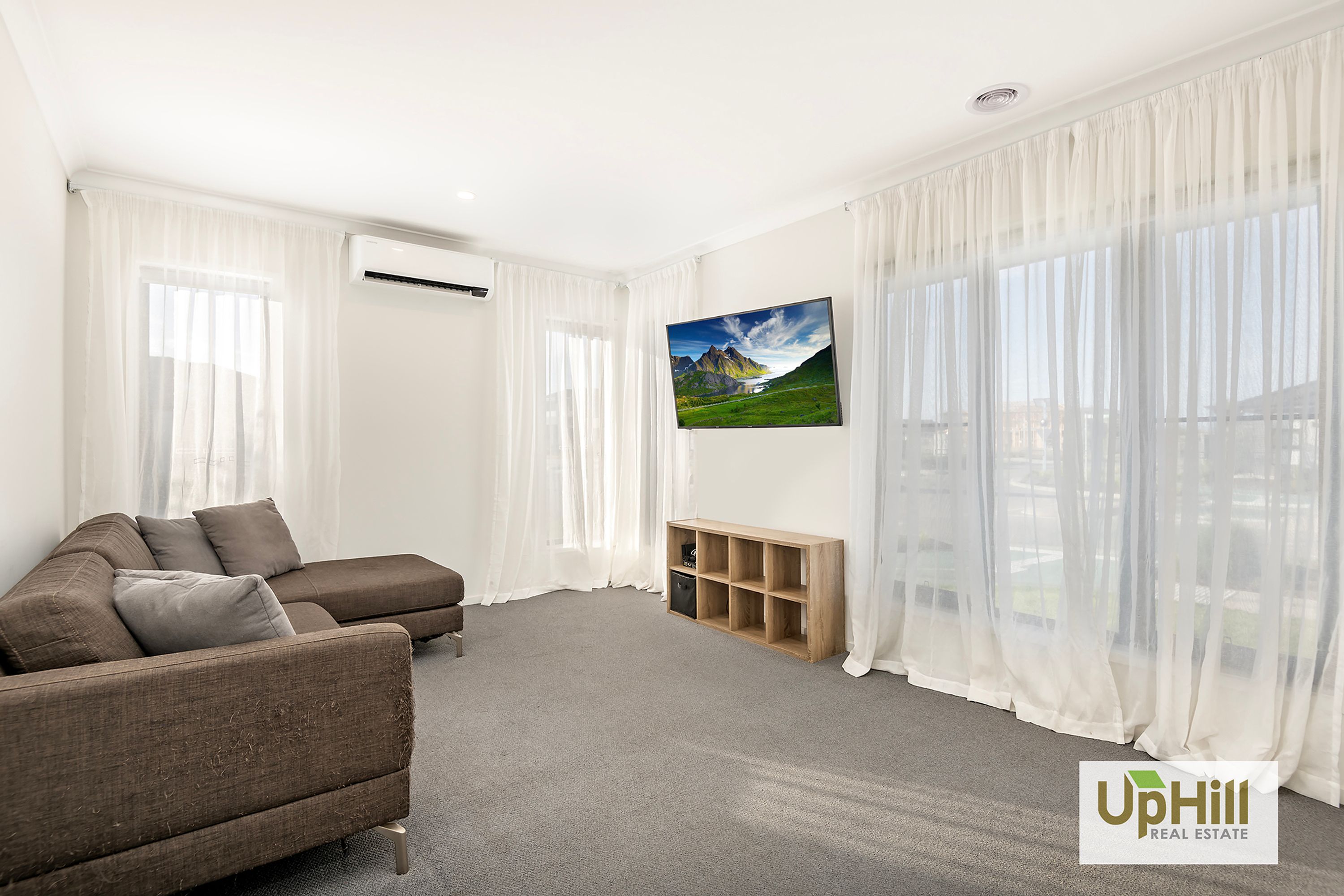 79 Athenaeum Avenue, Clyde North - Thumbnail 2