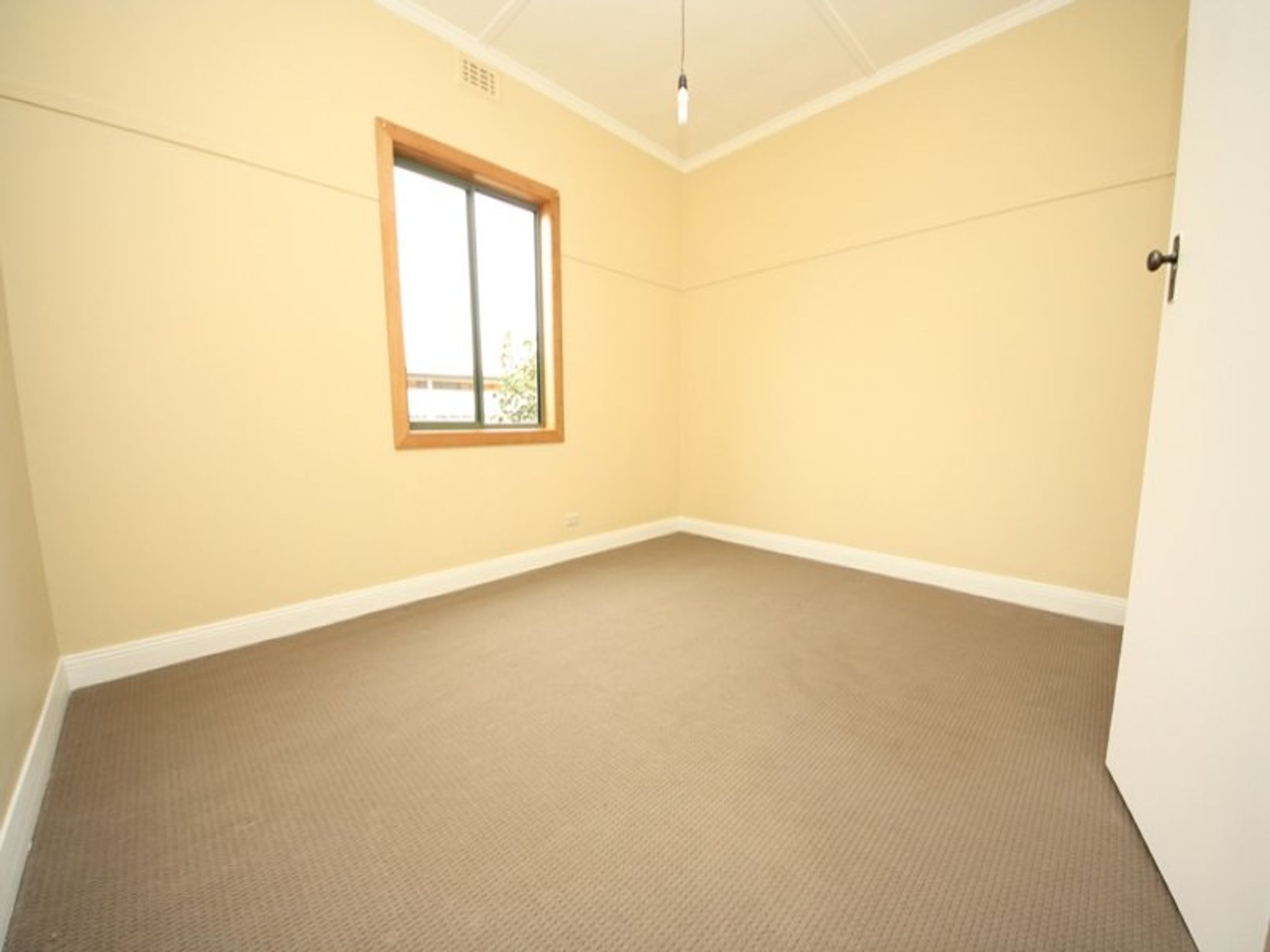 94 Bennett Road, Horsham, VIC 3400, Horsham - Thumbnail 5