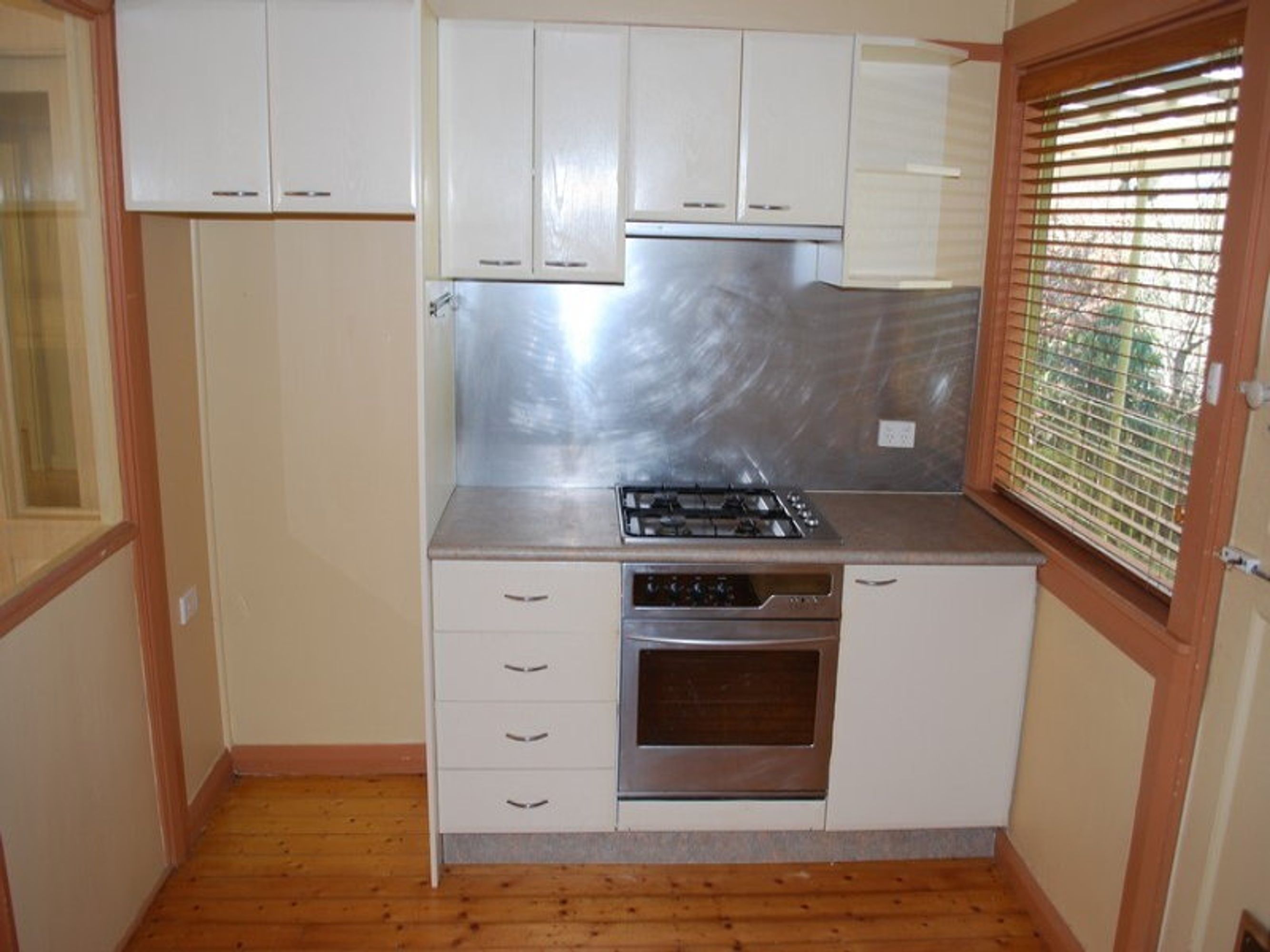 72 Darley Street, Katoomba - Thumbnail 4