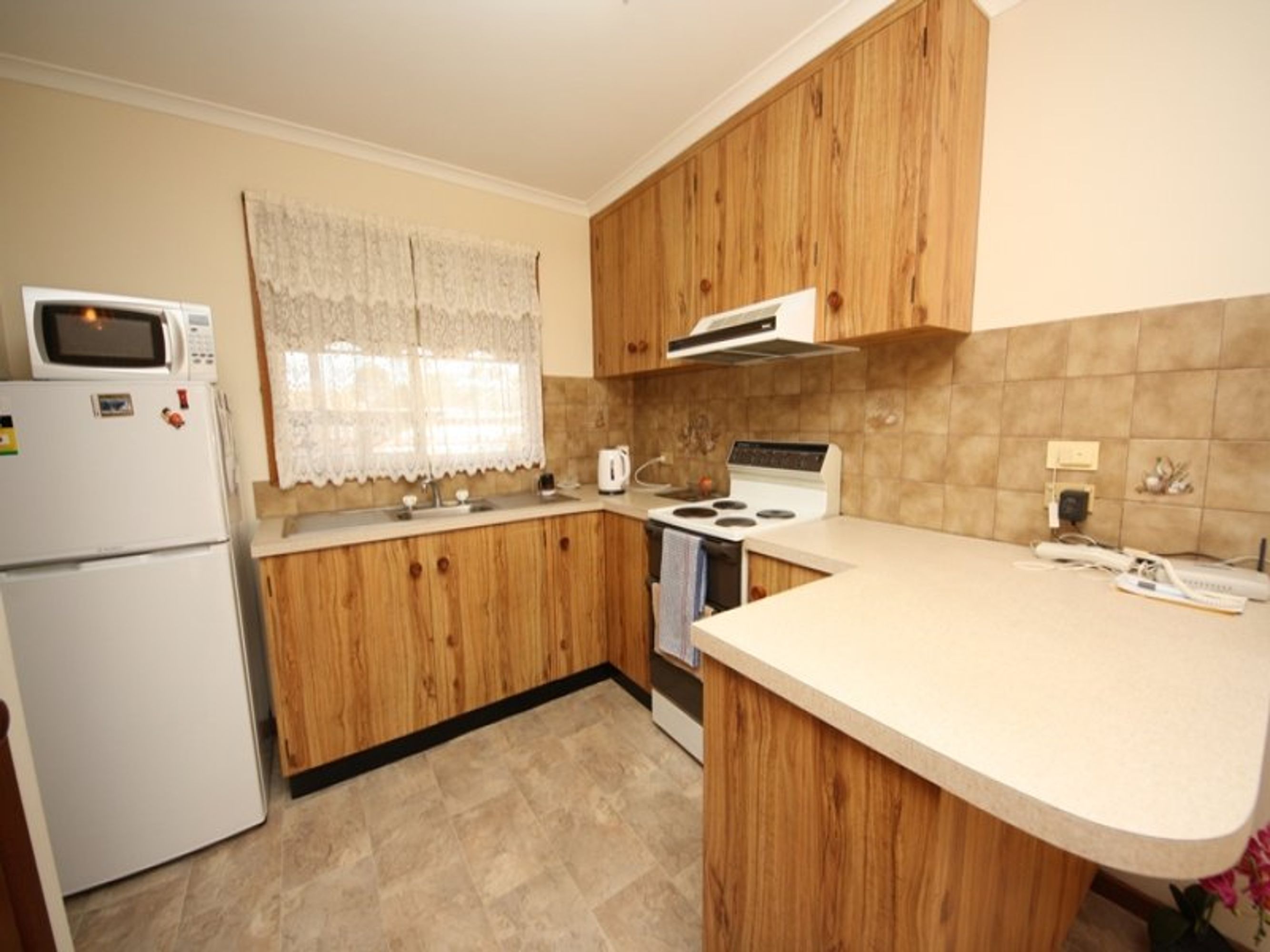 4/10 Robinson Street, Horsham VIC 3400, Horsham - Thumbnail 2