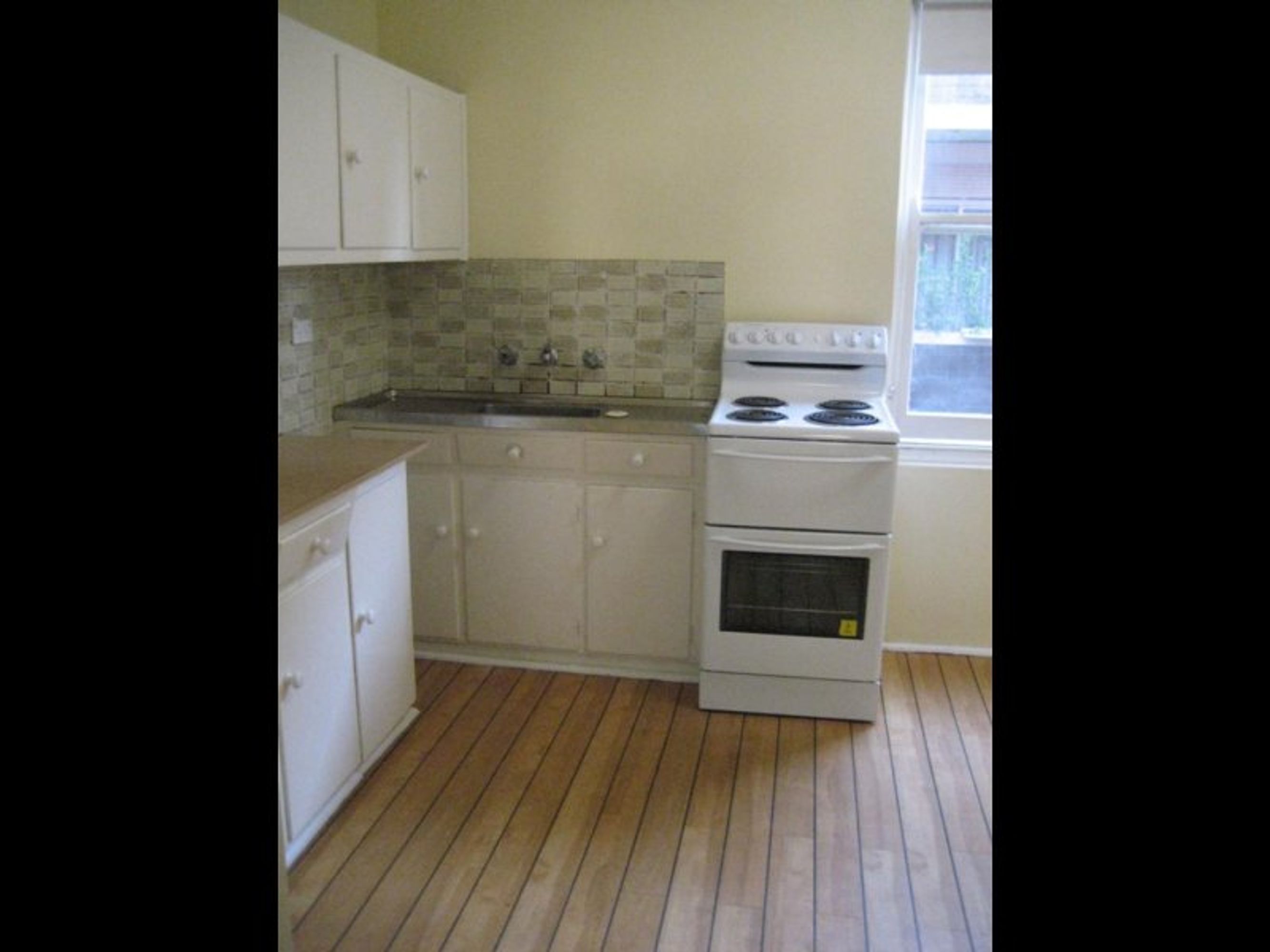 9/157 Russell Ave, Dolls Point, Dolls Point - Thumbnail 2