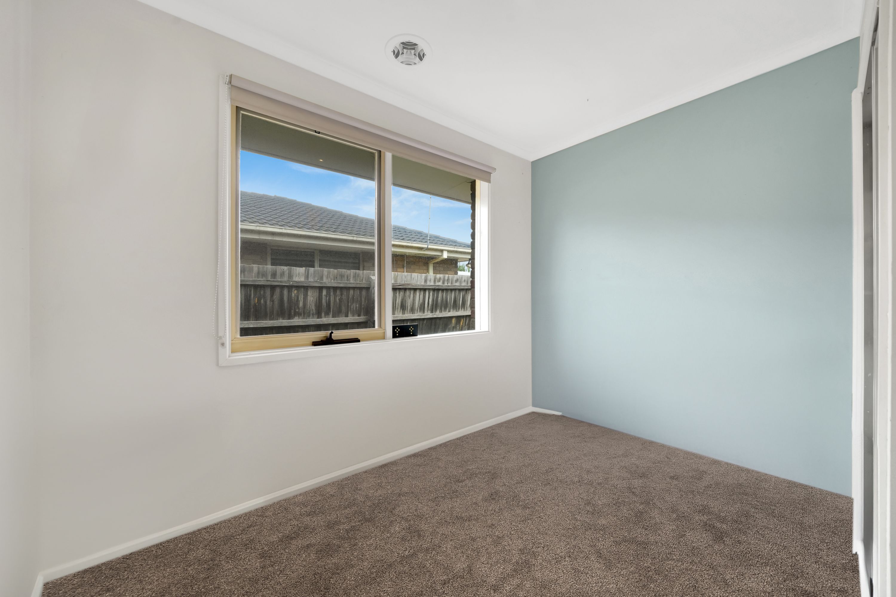 51 Marina Drive, Melton VIC 3337, Melton - Thumbnail 3