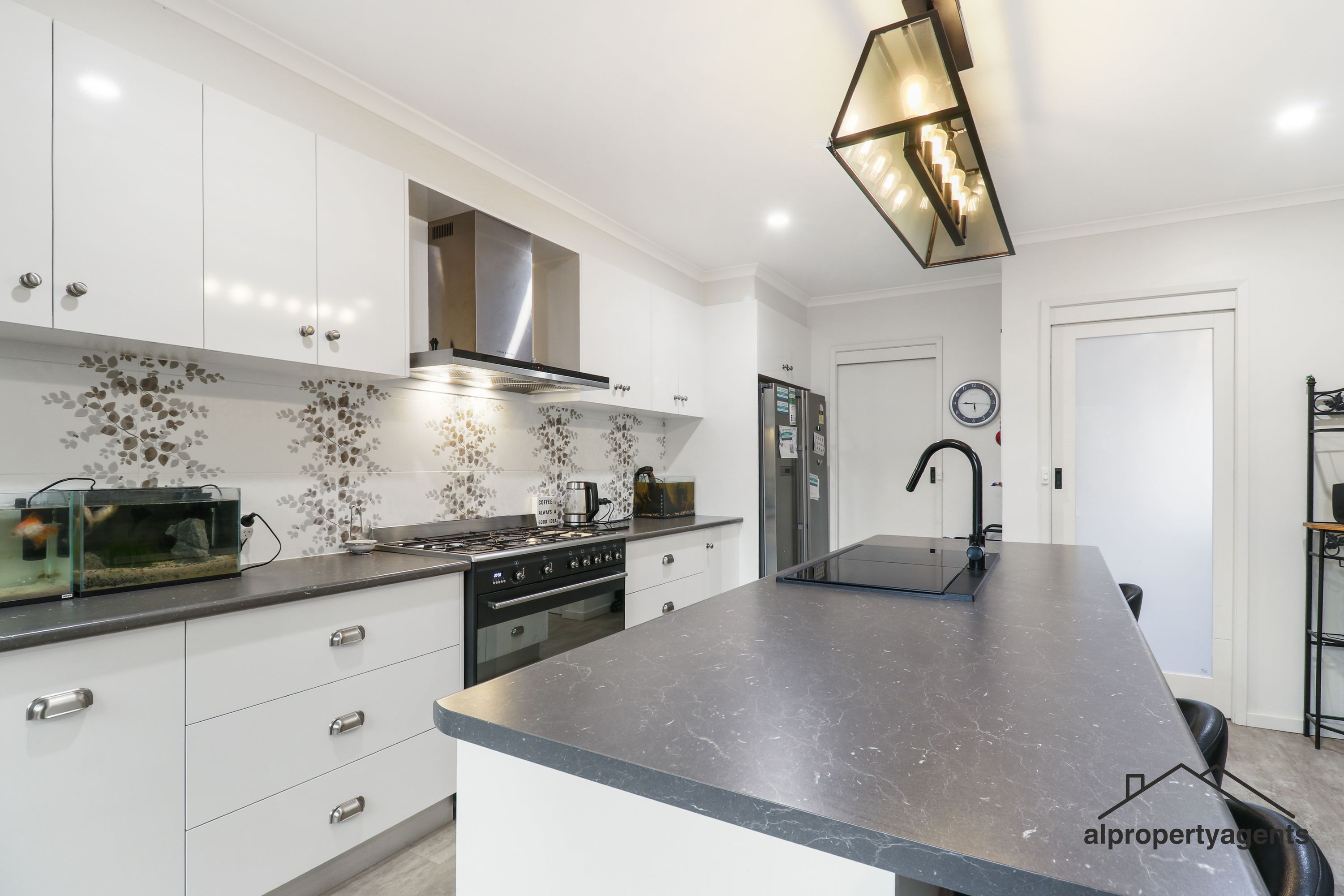 3 Buckley Street, Horsham VIC 3400, Horsham - Thumbnail 2