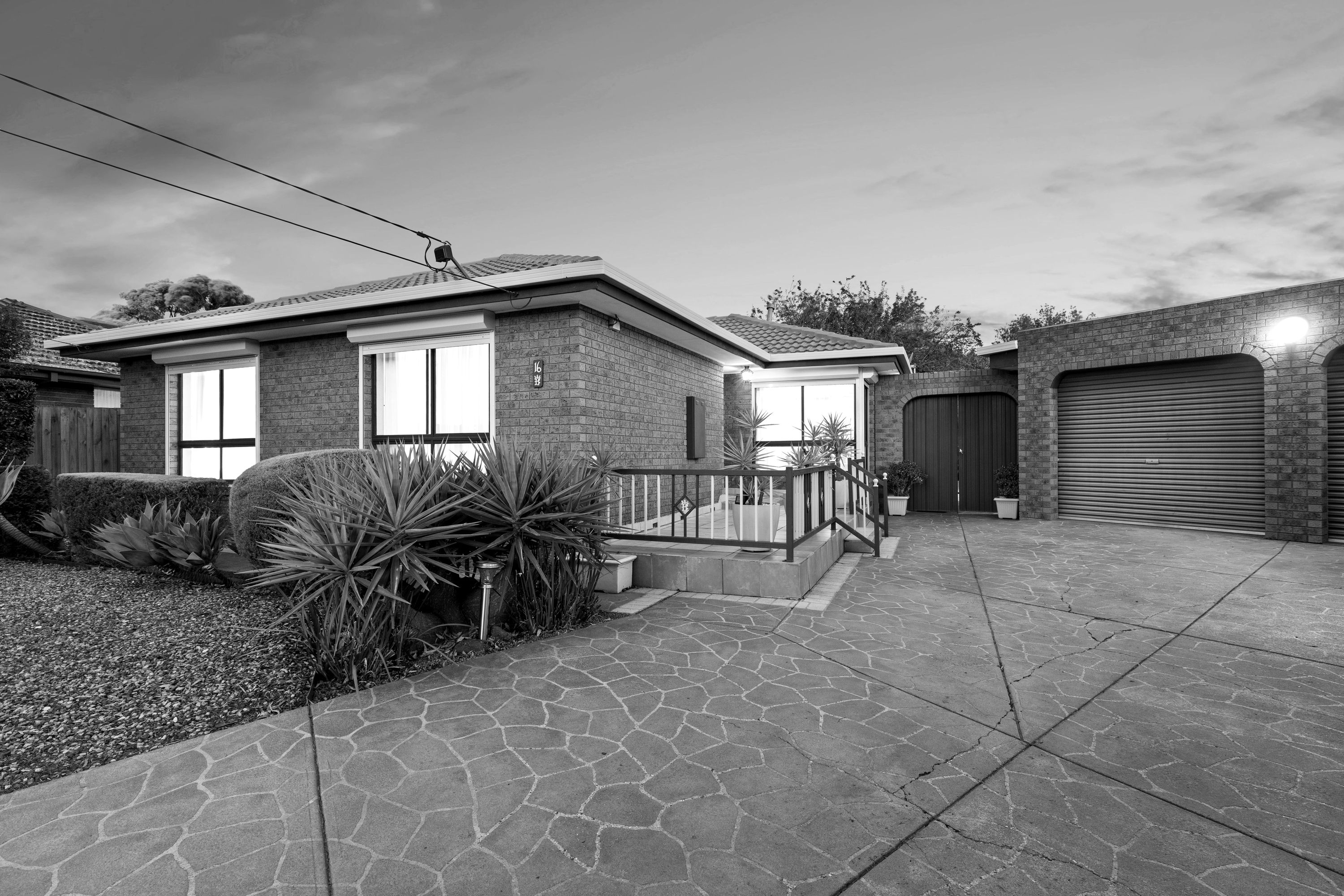 16 Maynard Place, Kings Park VIC 3021, Kings Park - Image 1