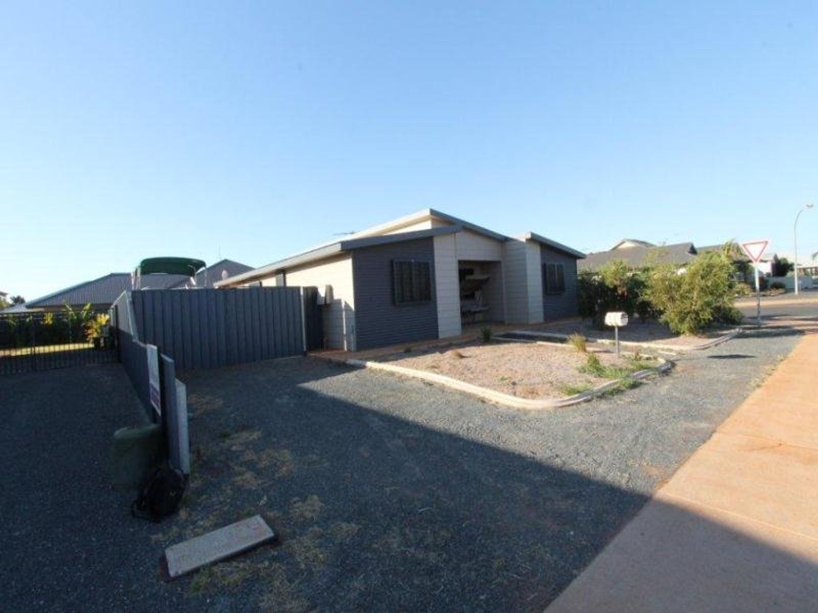 17 Saladin Way, South Hedland, South Hedland - Thumbnail 3