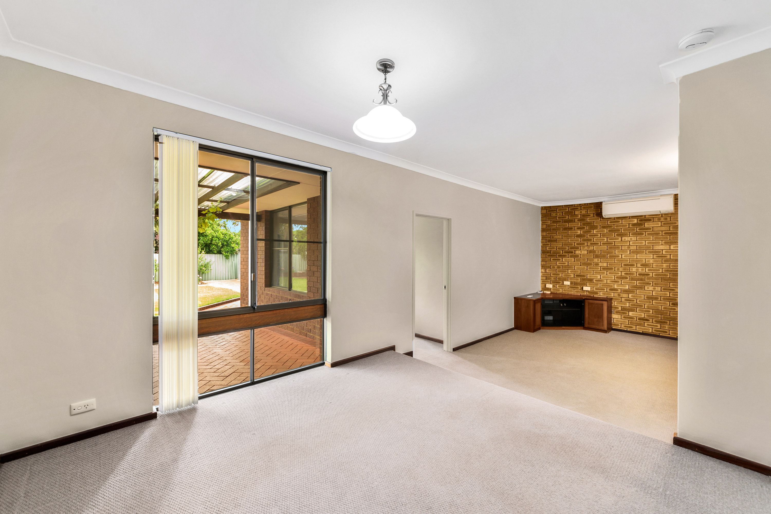 7 Ilford Place, Thornlie - Thumbnail 7