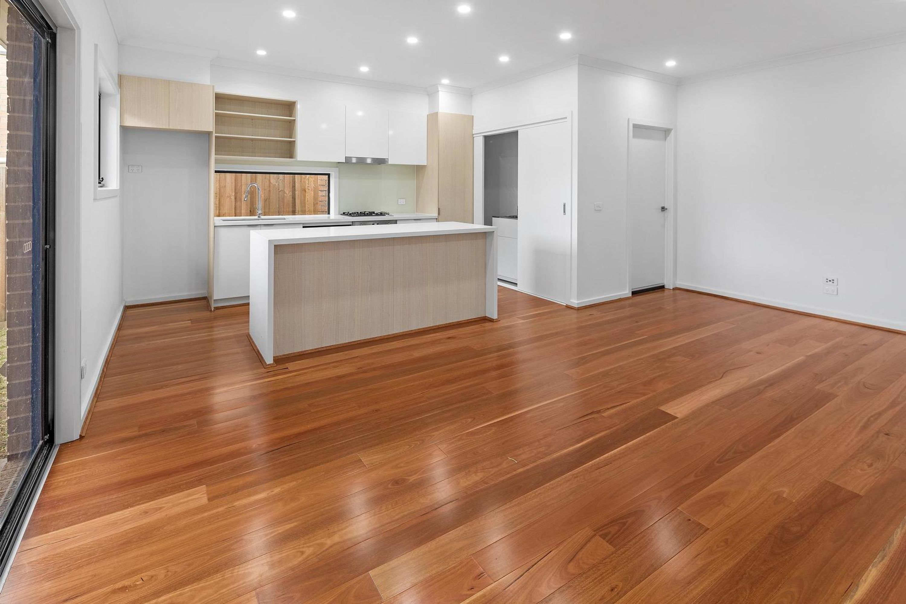 8B Coane Street, Oakleigh East - Thumbnail 4