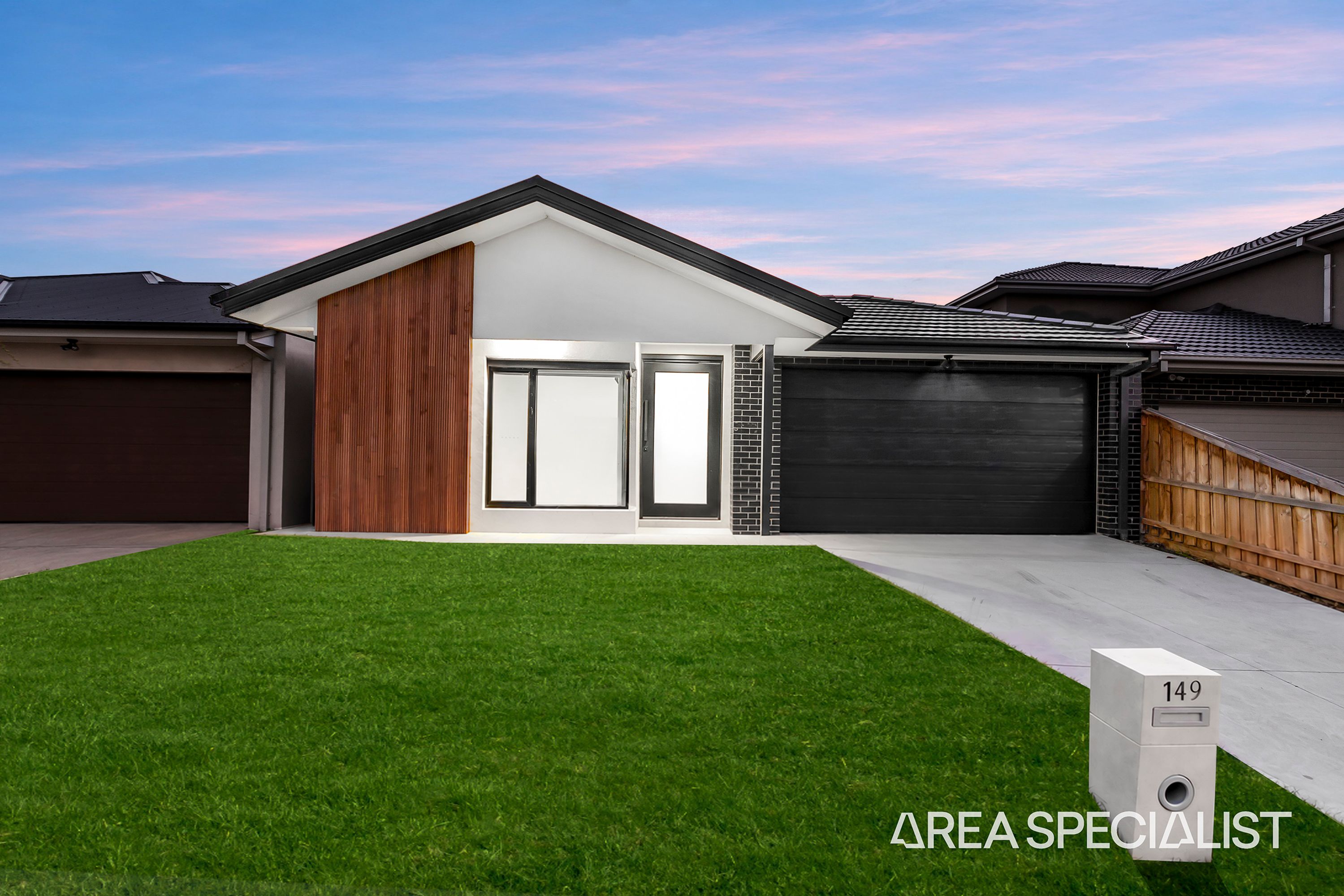 149 Bonniebrook Road, Bonnie Brook - Image 1