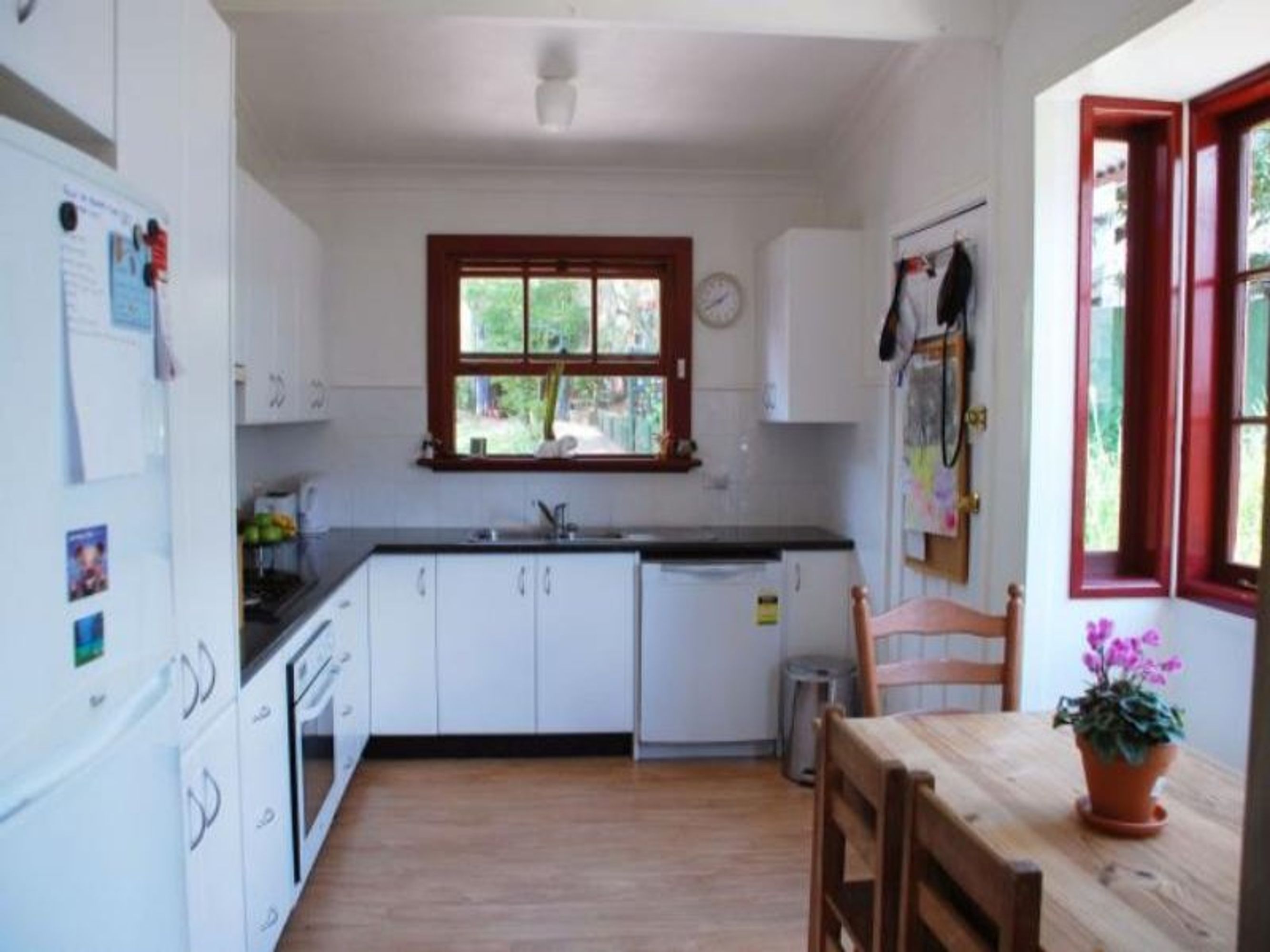 23 Clissold St, Katoomba - Thumbnail 2