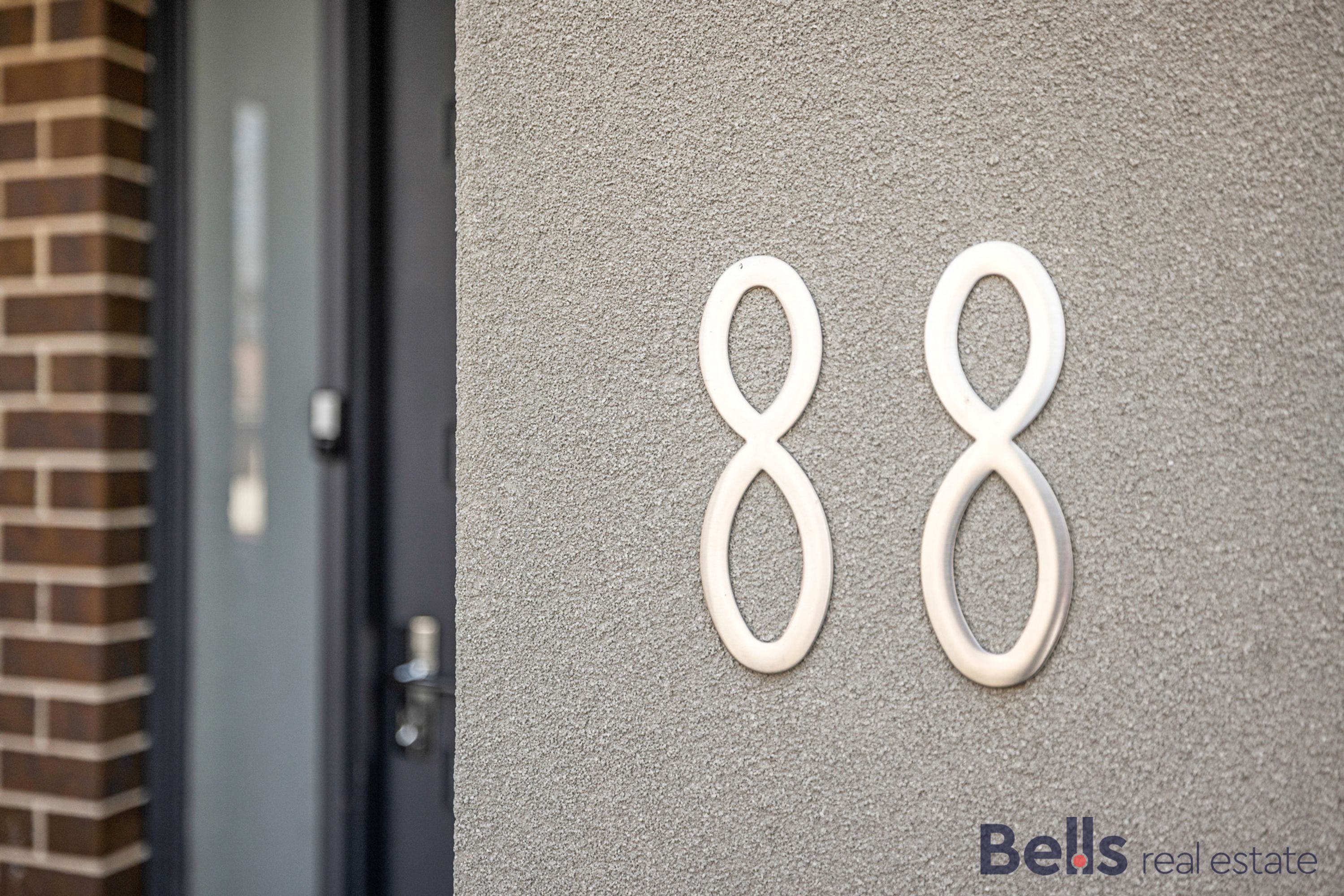 88 King Edward Avenue, Albion - Image 1