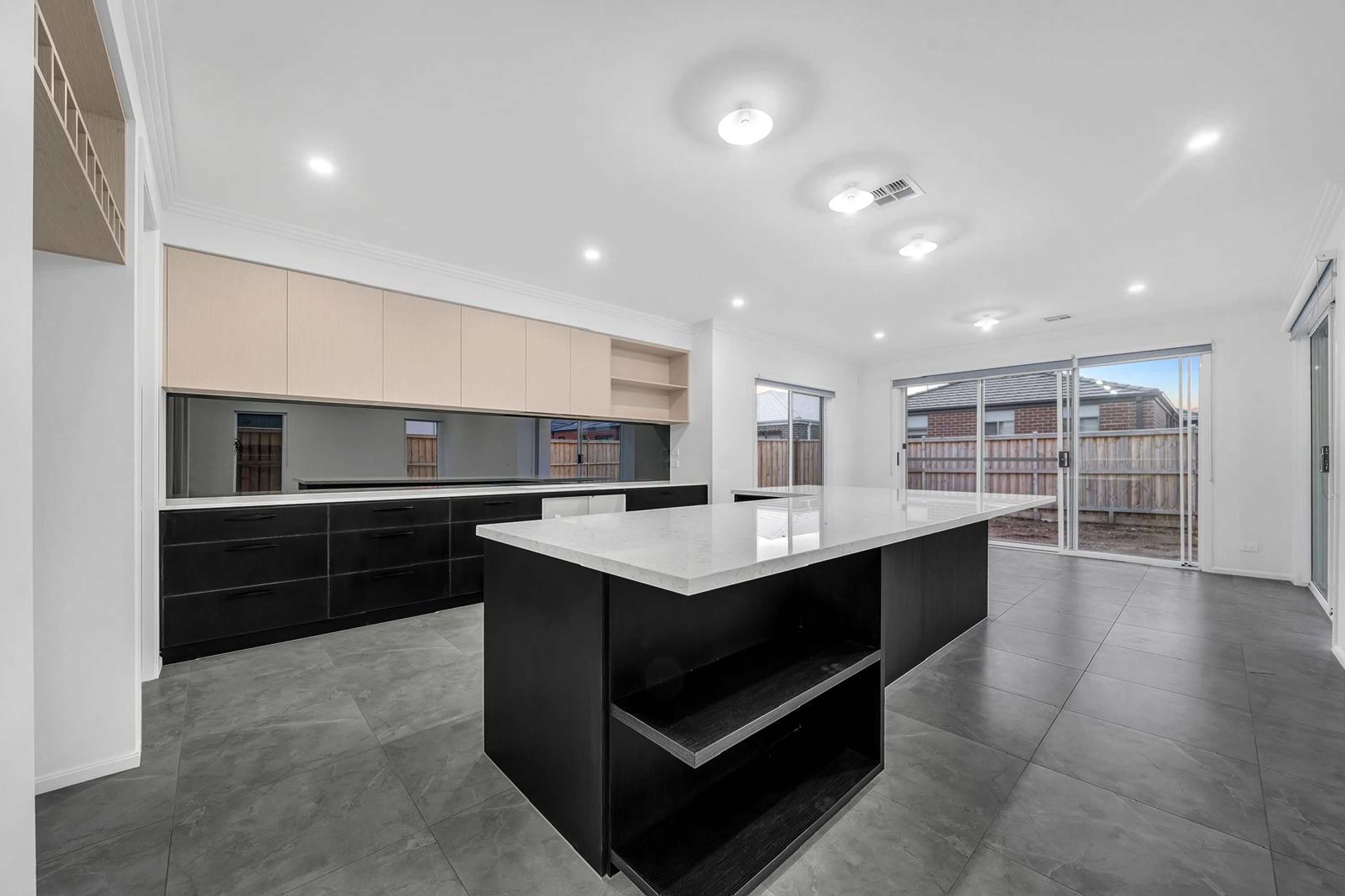 7 Ziga Street, Clyde North - Thumbnail 6