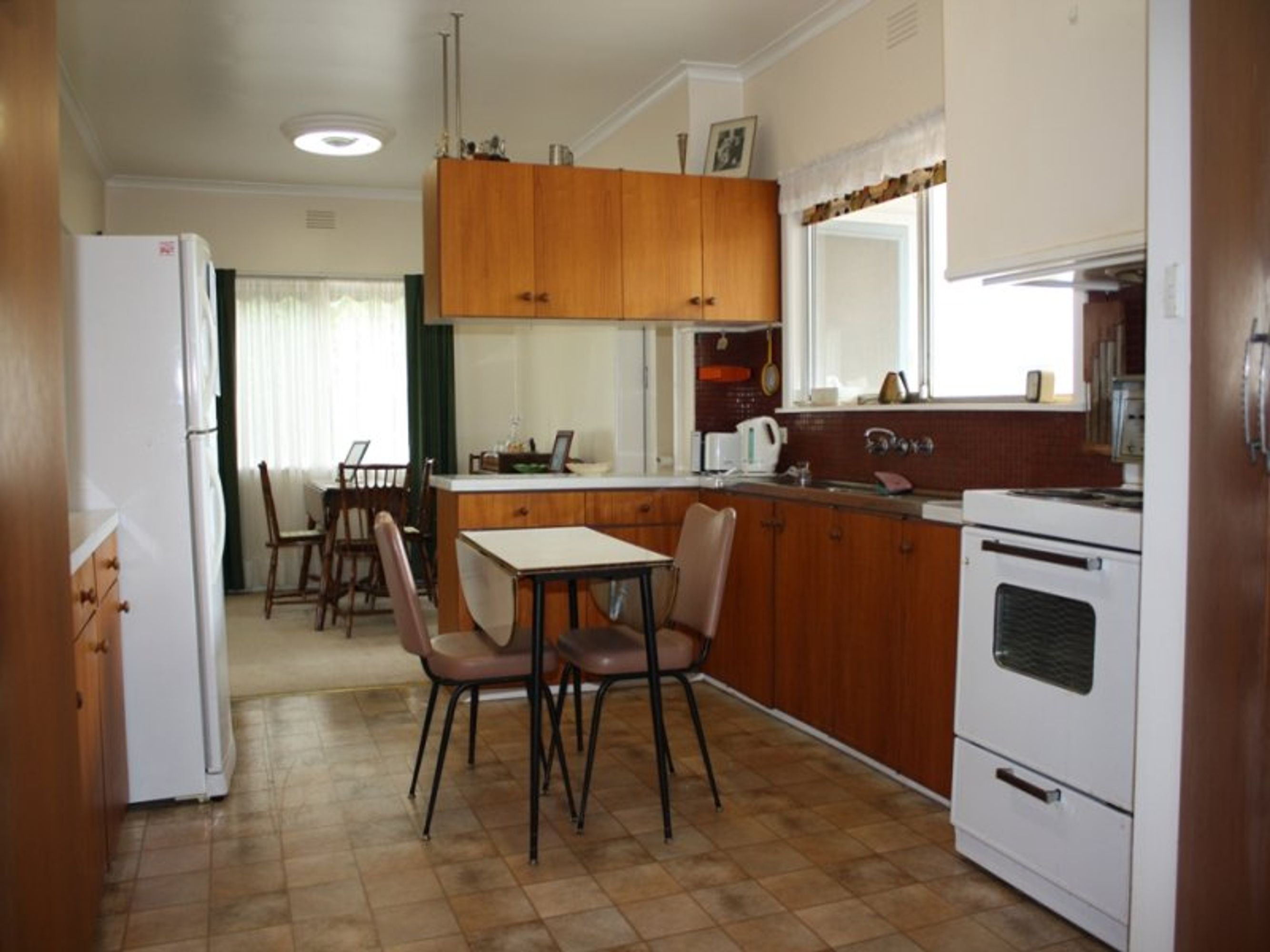 16 Laurel Street, Horsham VIC 3400, Horsham - Thumbnail 7