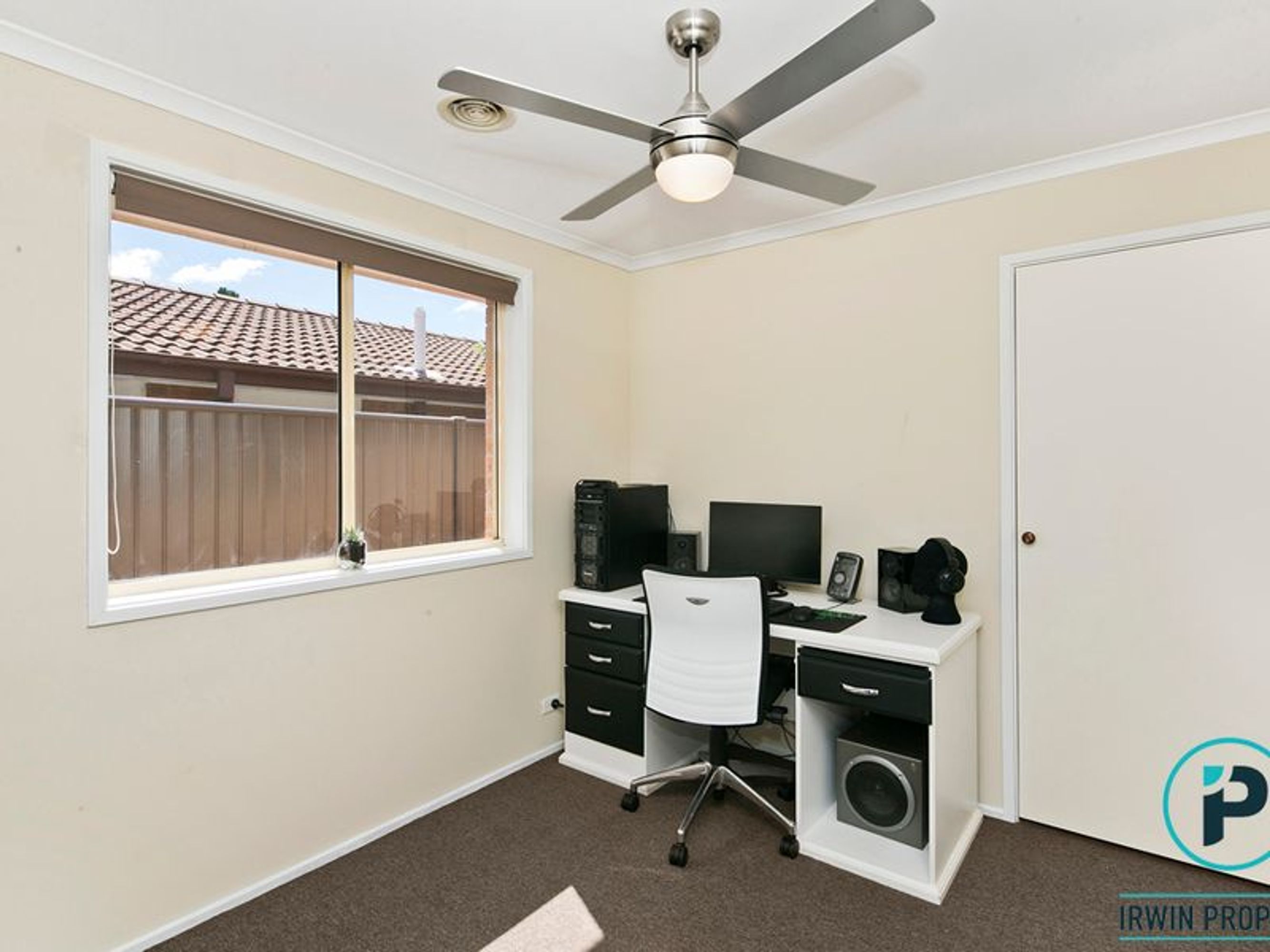 24 Saggers Close, Gordon - Thumbnail 8