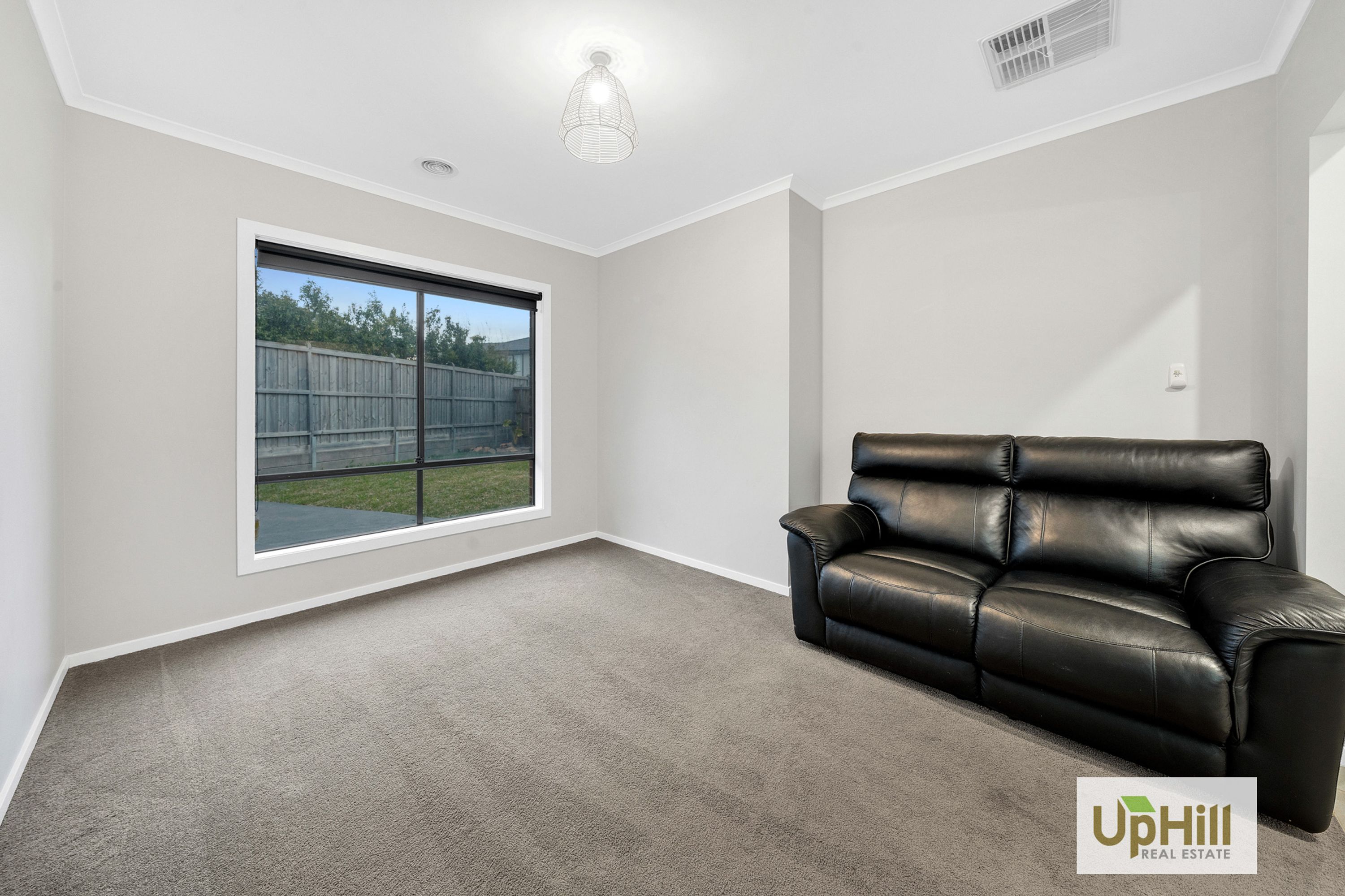 61 Stature Avenue, Clyde North - Thumbnail 5