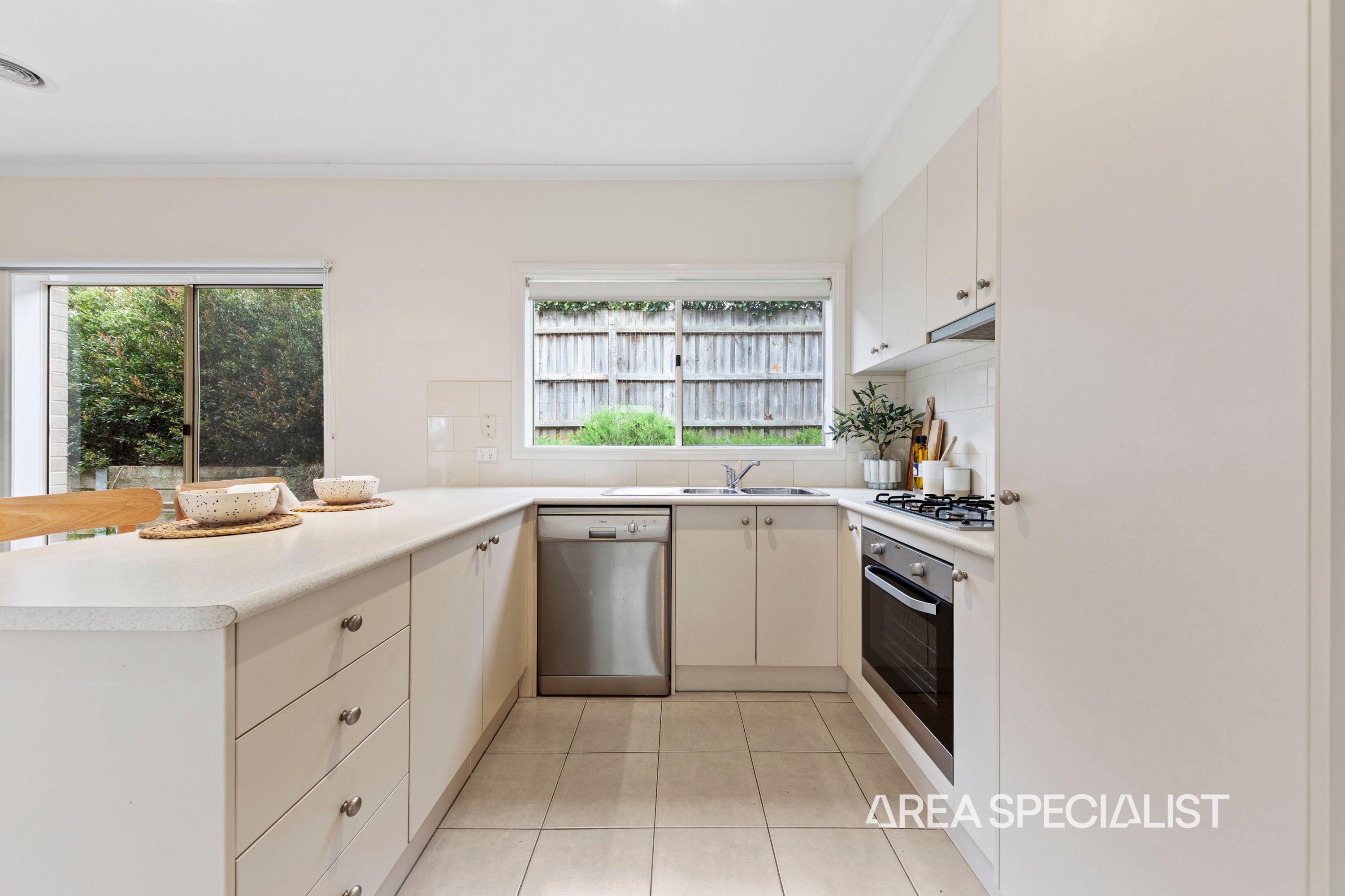 18 Shae Crescent, Drouin - Thumbnail 6