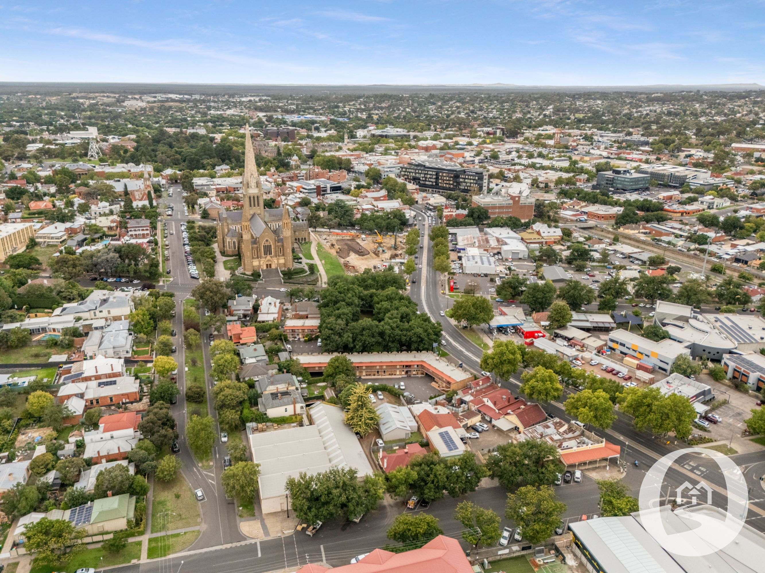 56 & 56A Vine, Bendigo - Image 1