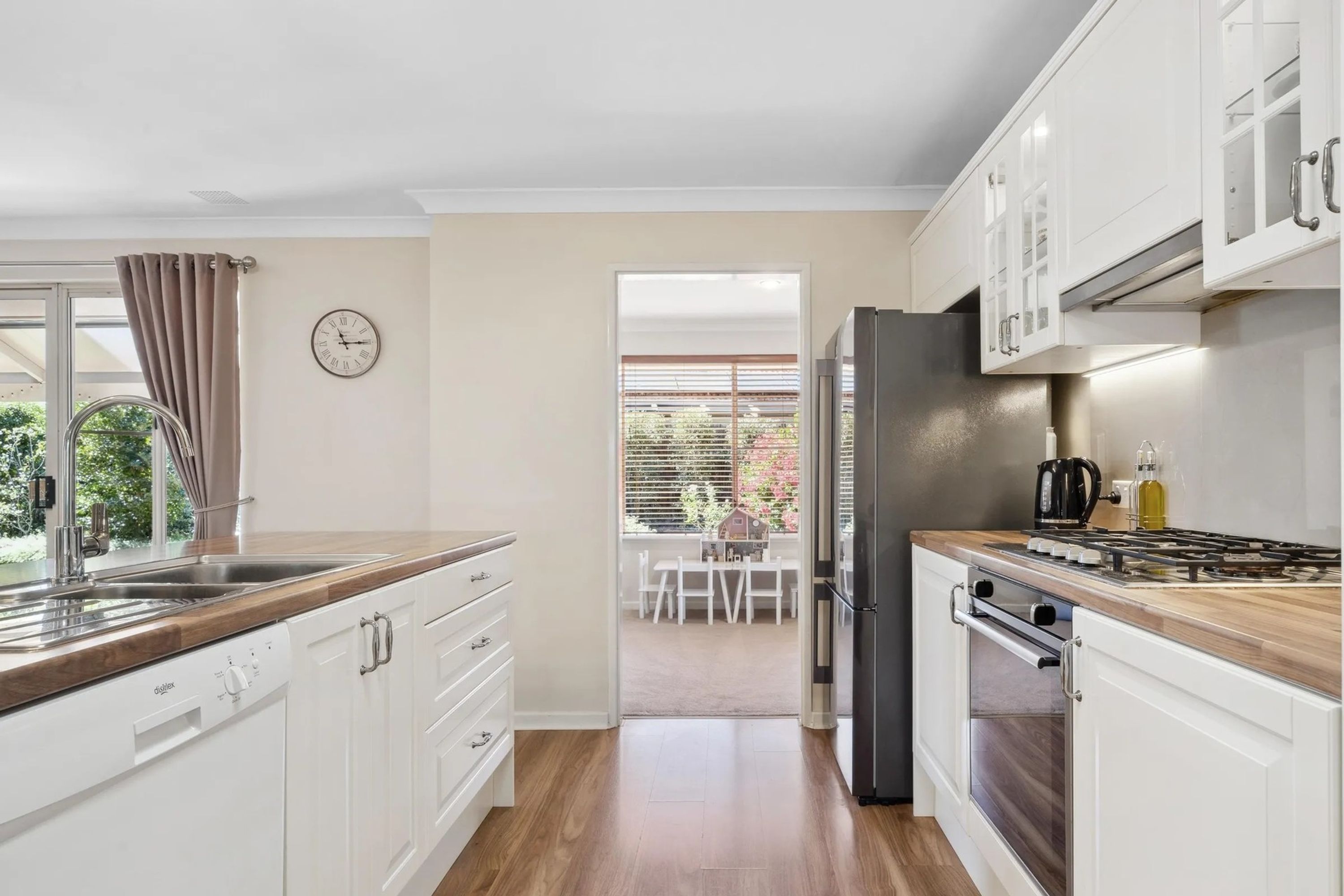 31 Regal Drive, Thornlie, Thornlie - Thumbnail 3