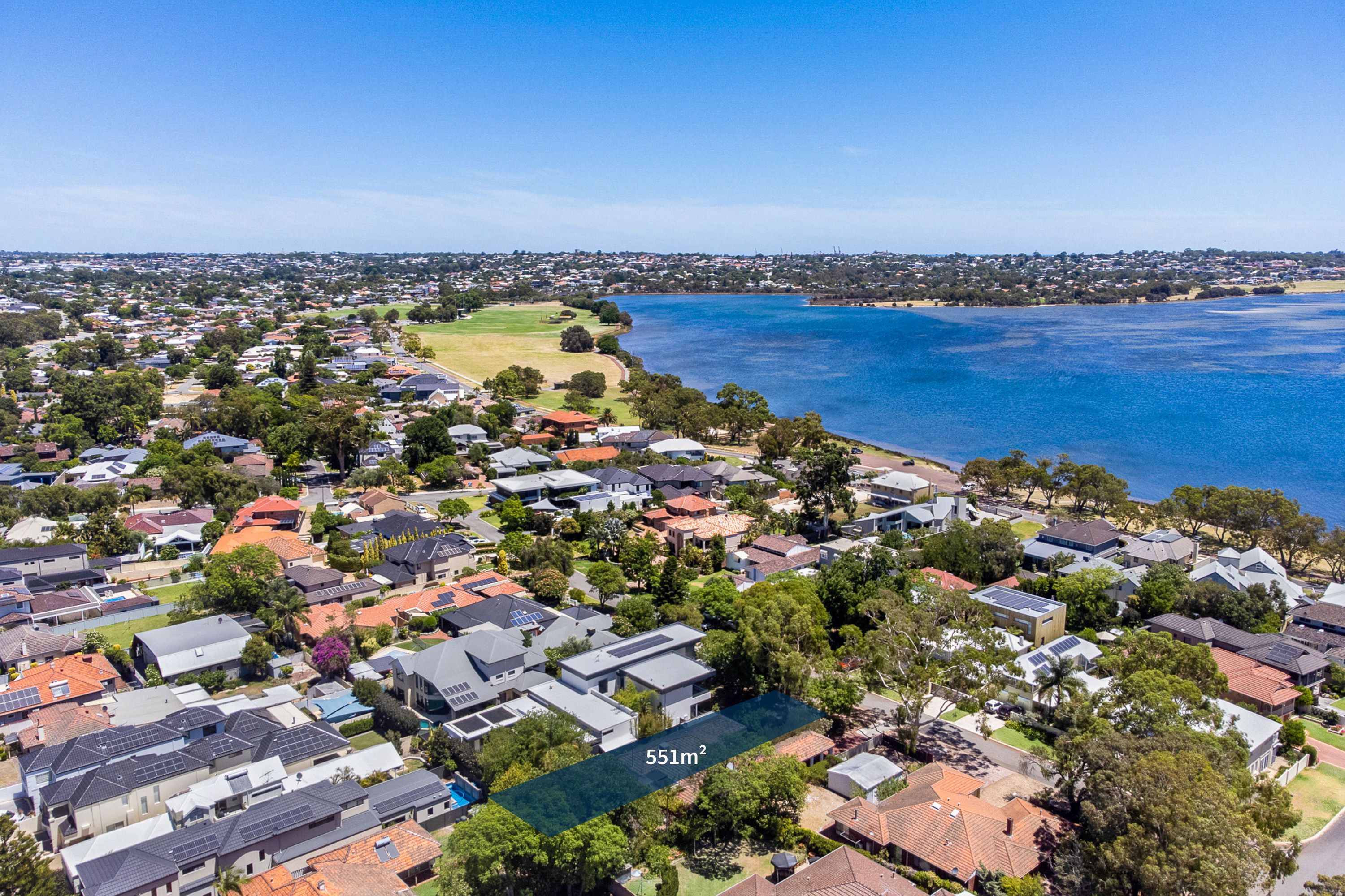 14 Troy Street, Applecross - Thumbnail 2