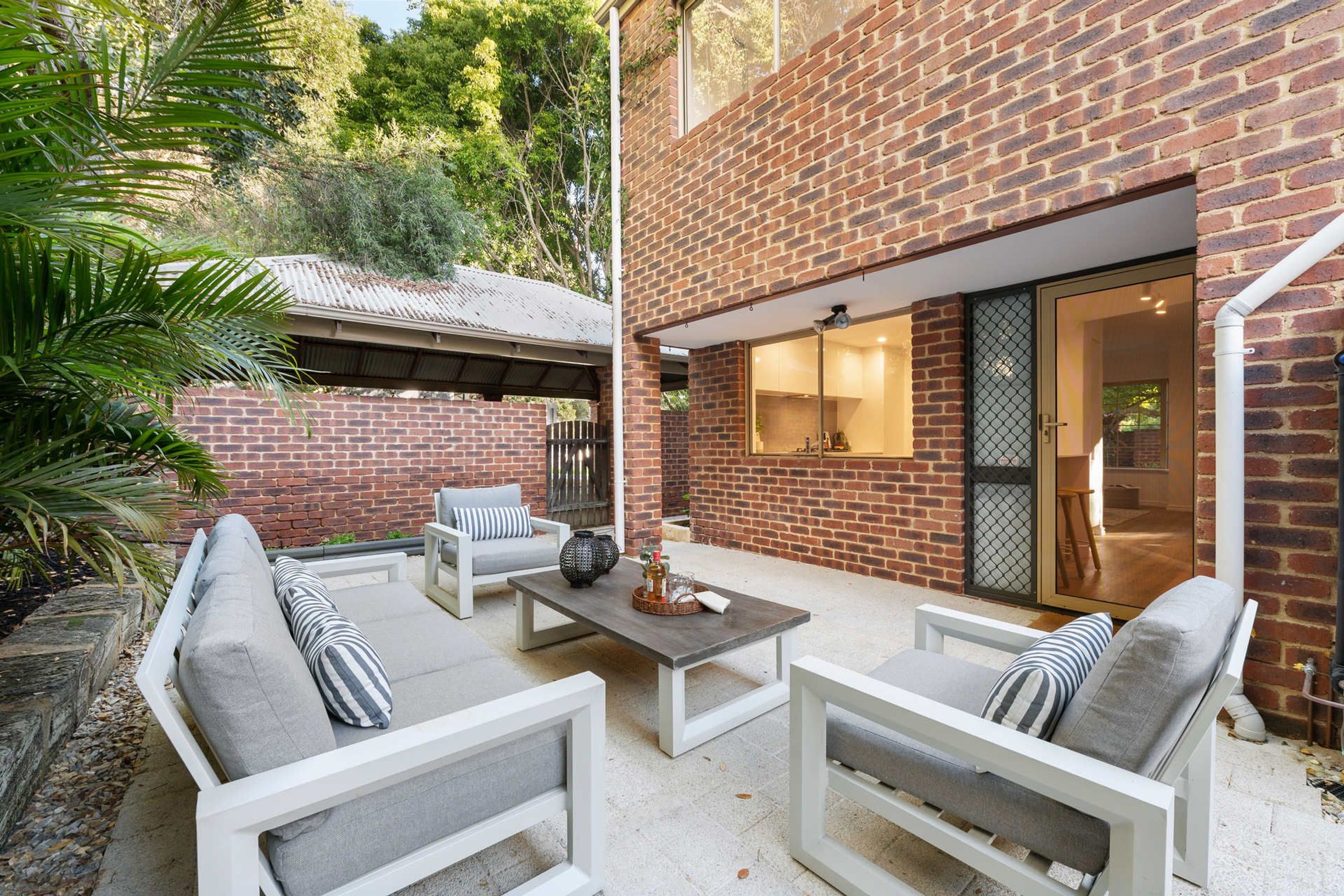 14 Hamilton Street, Subiaco - Thumbnail 7