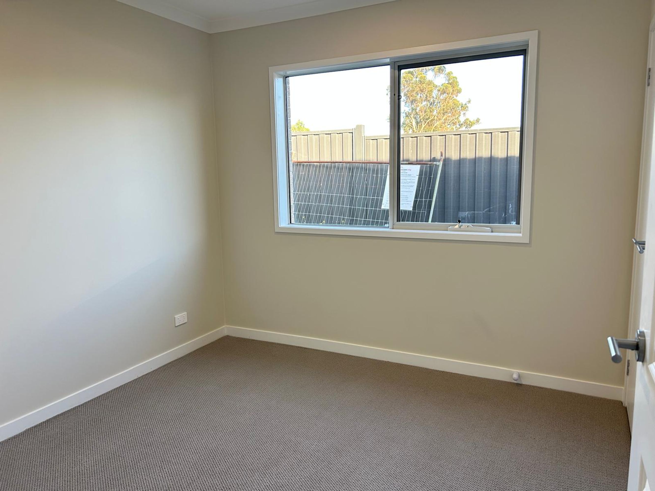 10 Shakeal Way, Clyde North - Thumbnail 7