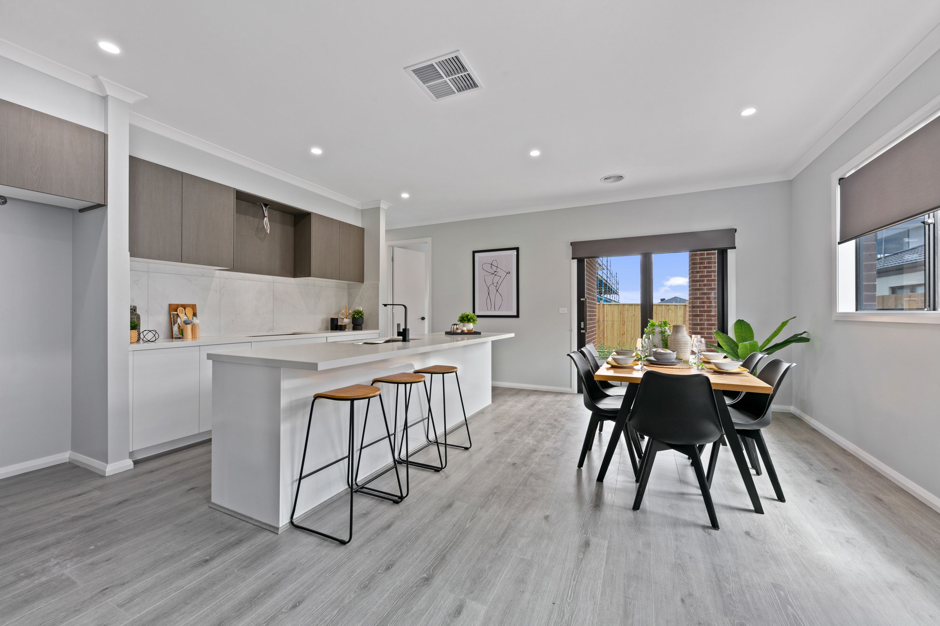 11 Bray Street, Deanside VIC 3336, Deanside - Thumbnail 4