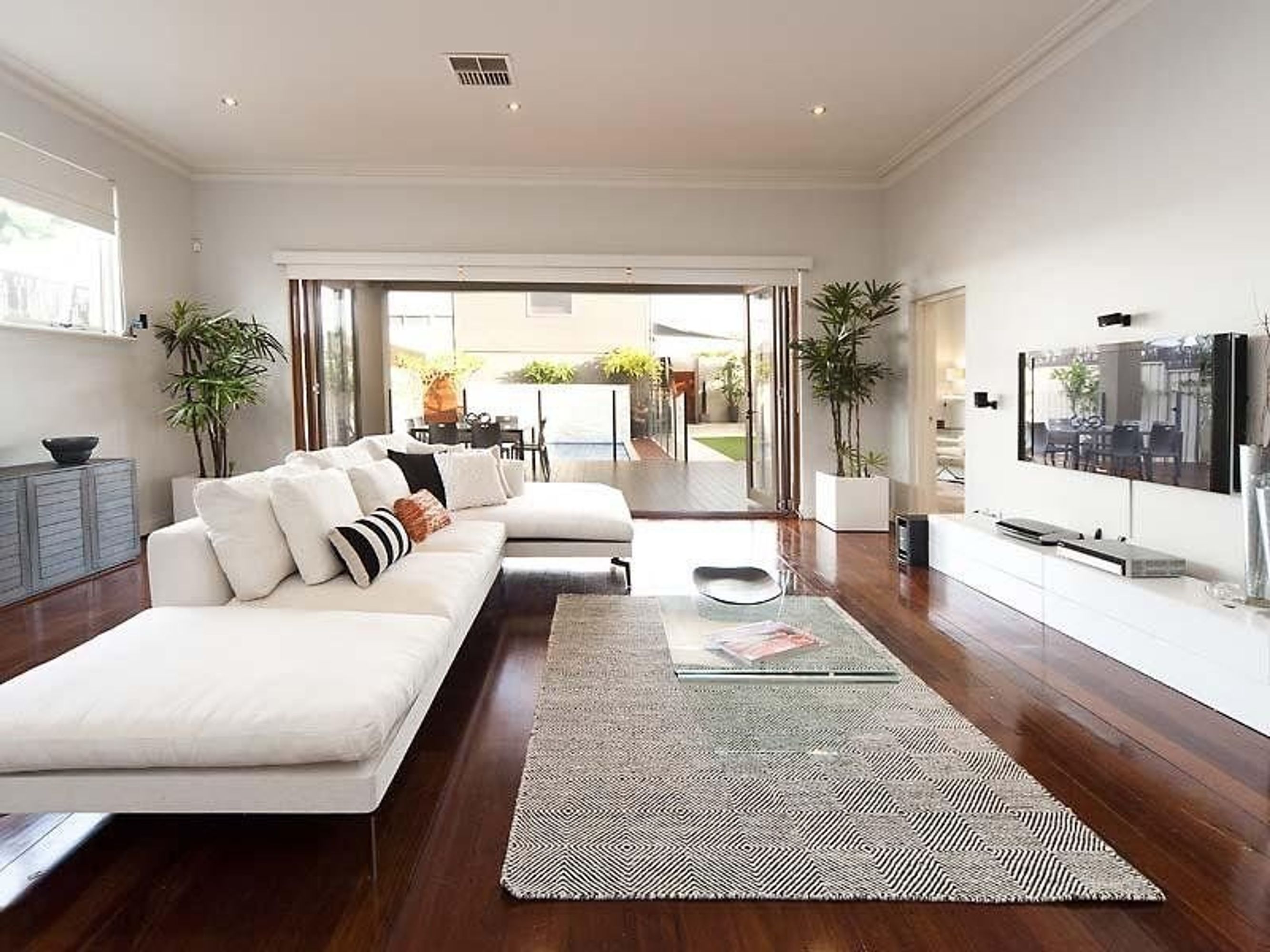 103 Gloster Street, Subiaco - Thumbnail 2