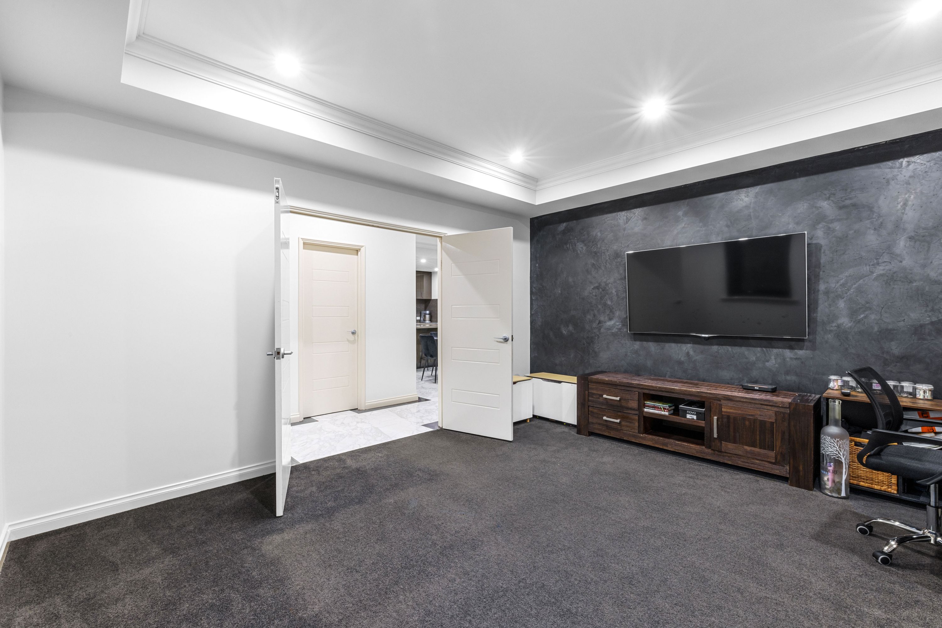 27A CIVIC PLACE, Stirling - Thumbnail 4