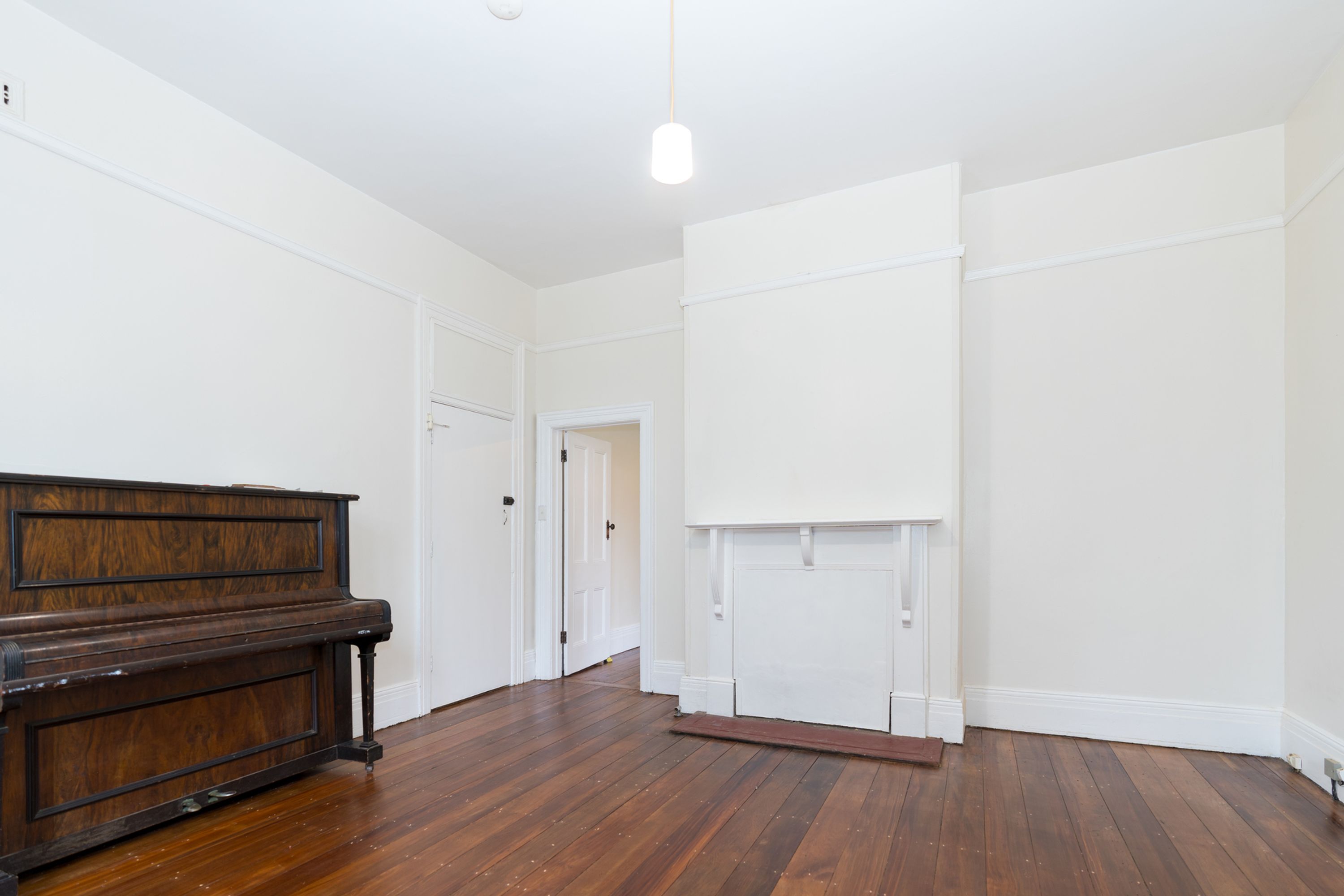 230 Bathurst Road, Katoomba - Thumbnail 3
