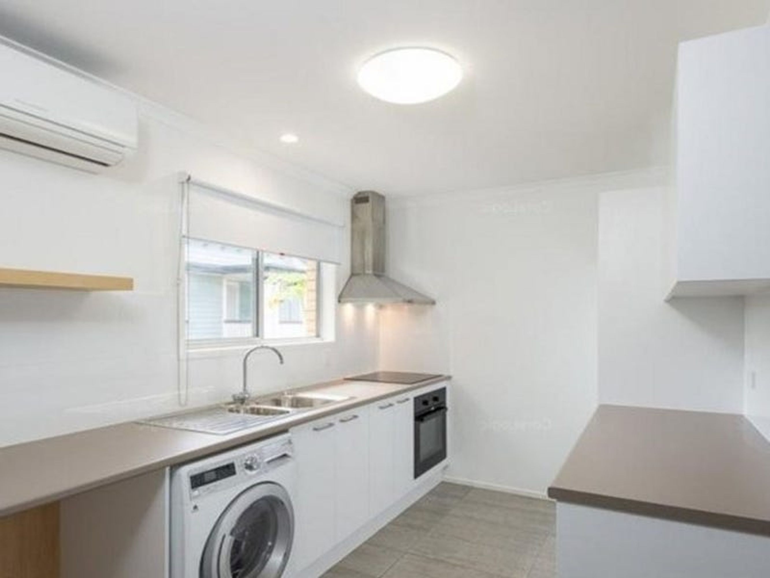 3/11 Ovendean