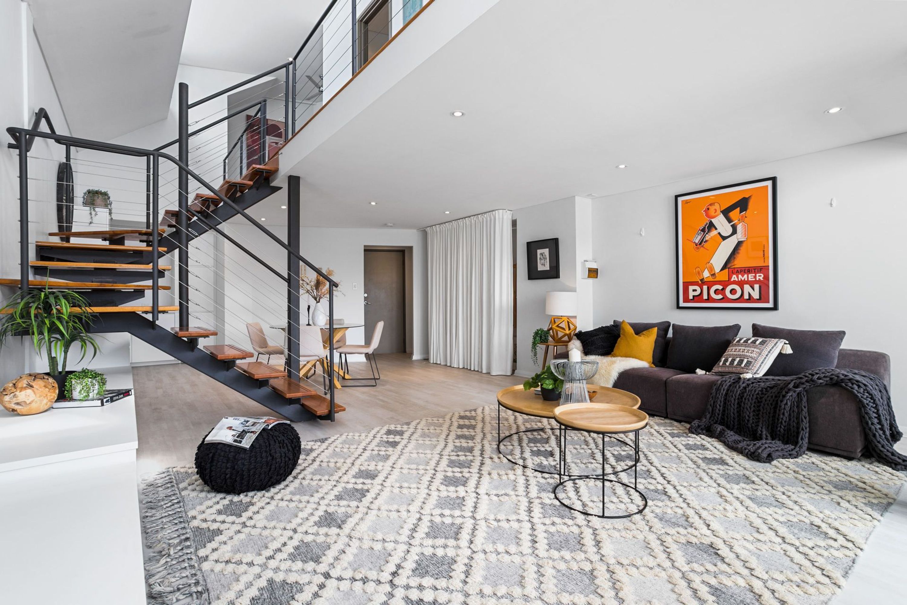2/2/220 Nicholson Road, Subiaco - Thumbnail 2