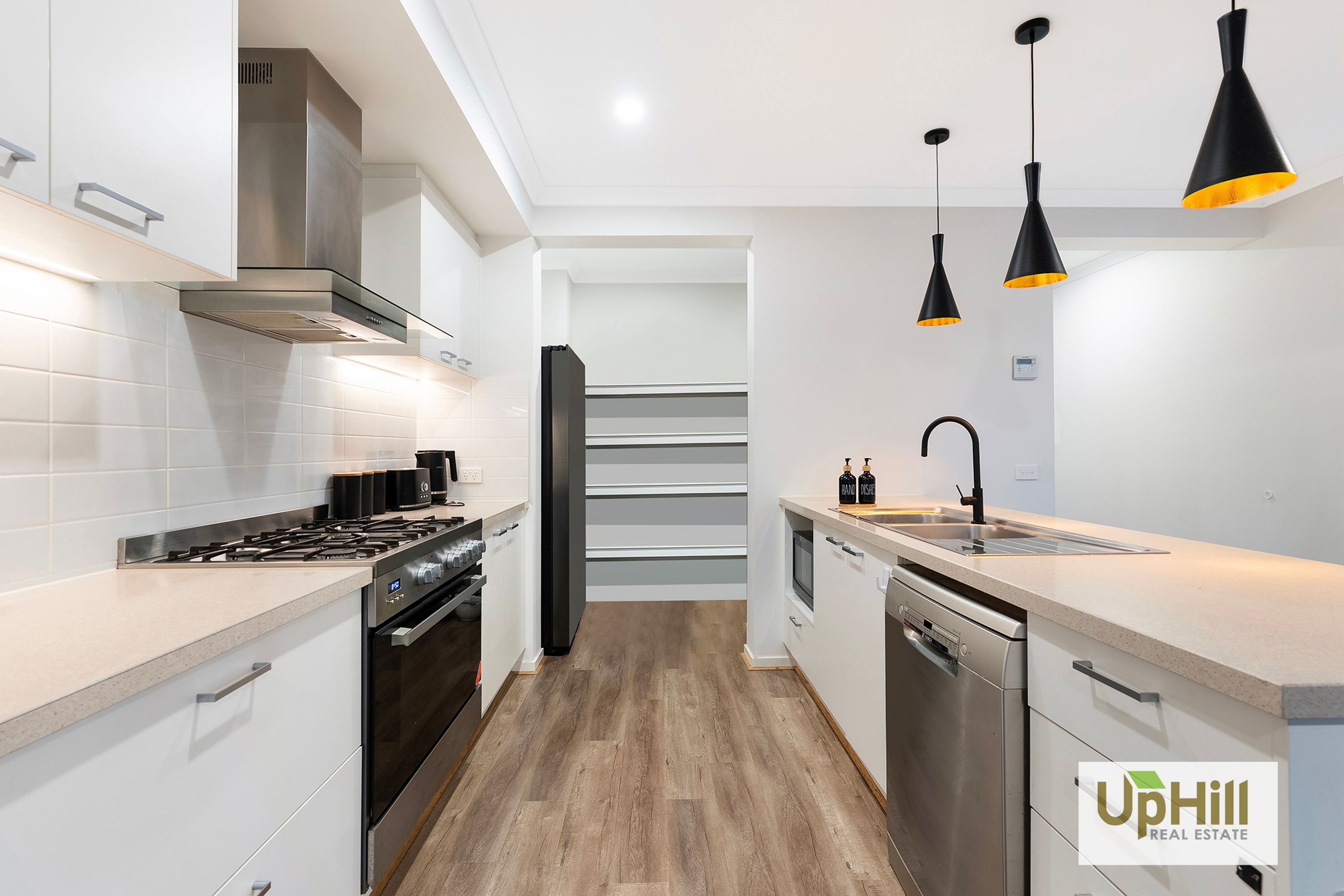 14 Magenta Street, Clyde North - Thumbnail 5
