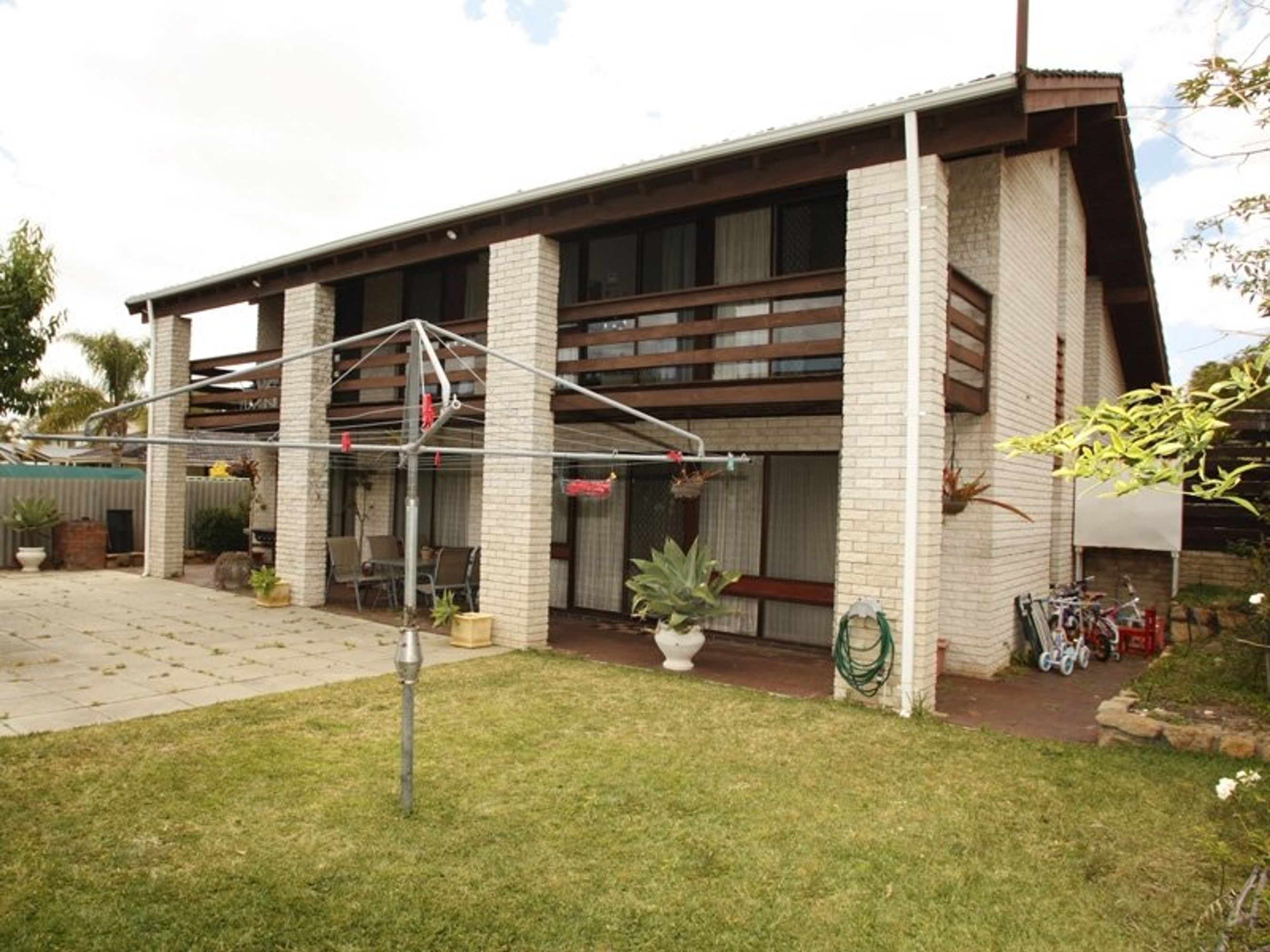 77 Paramatta Road, Doubleview, WA 6018, Doubleview - Thumbnail 8