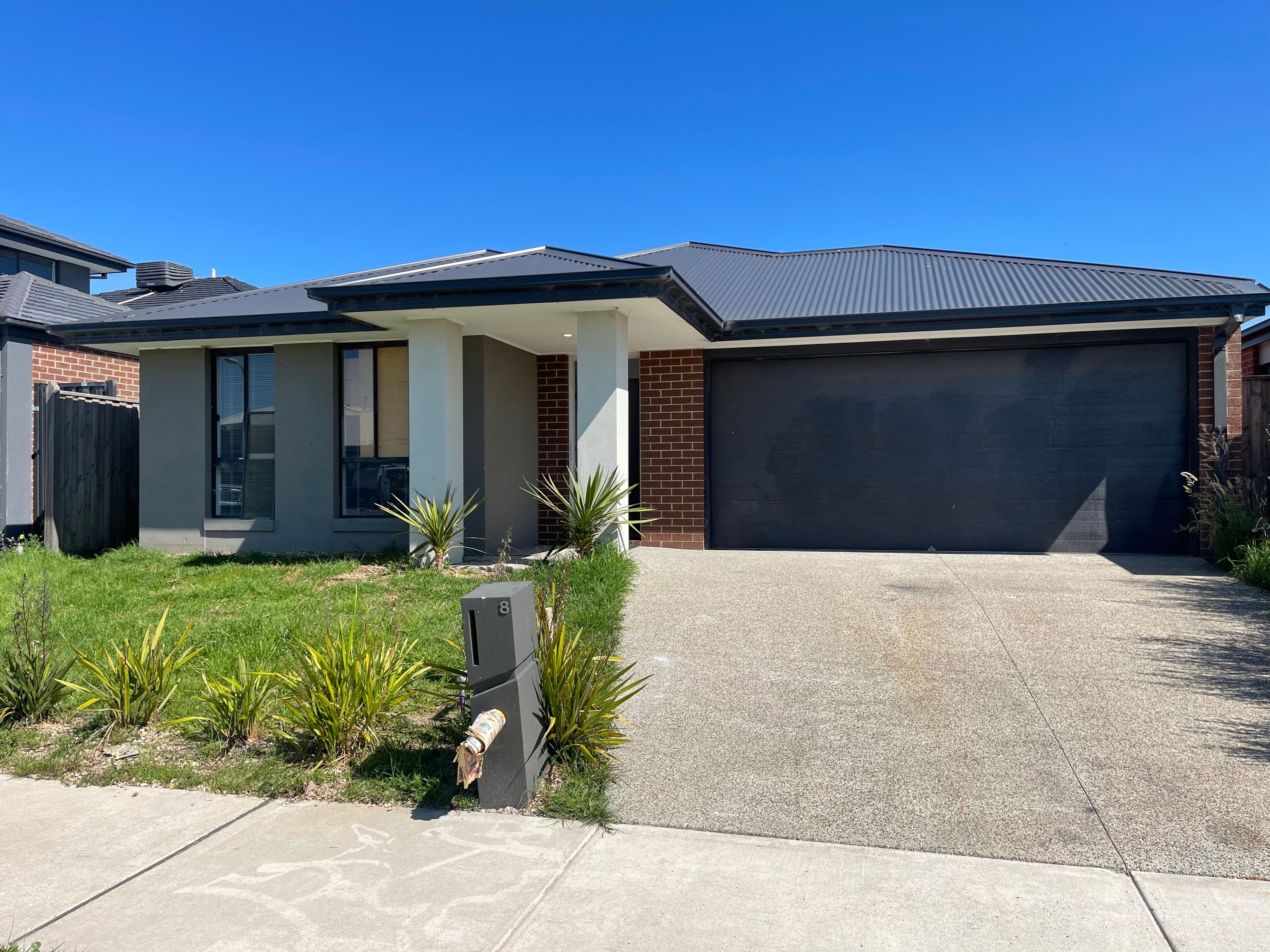 8 Telopia Street, Clyde