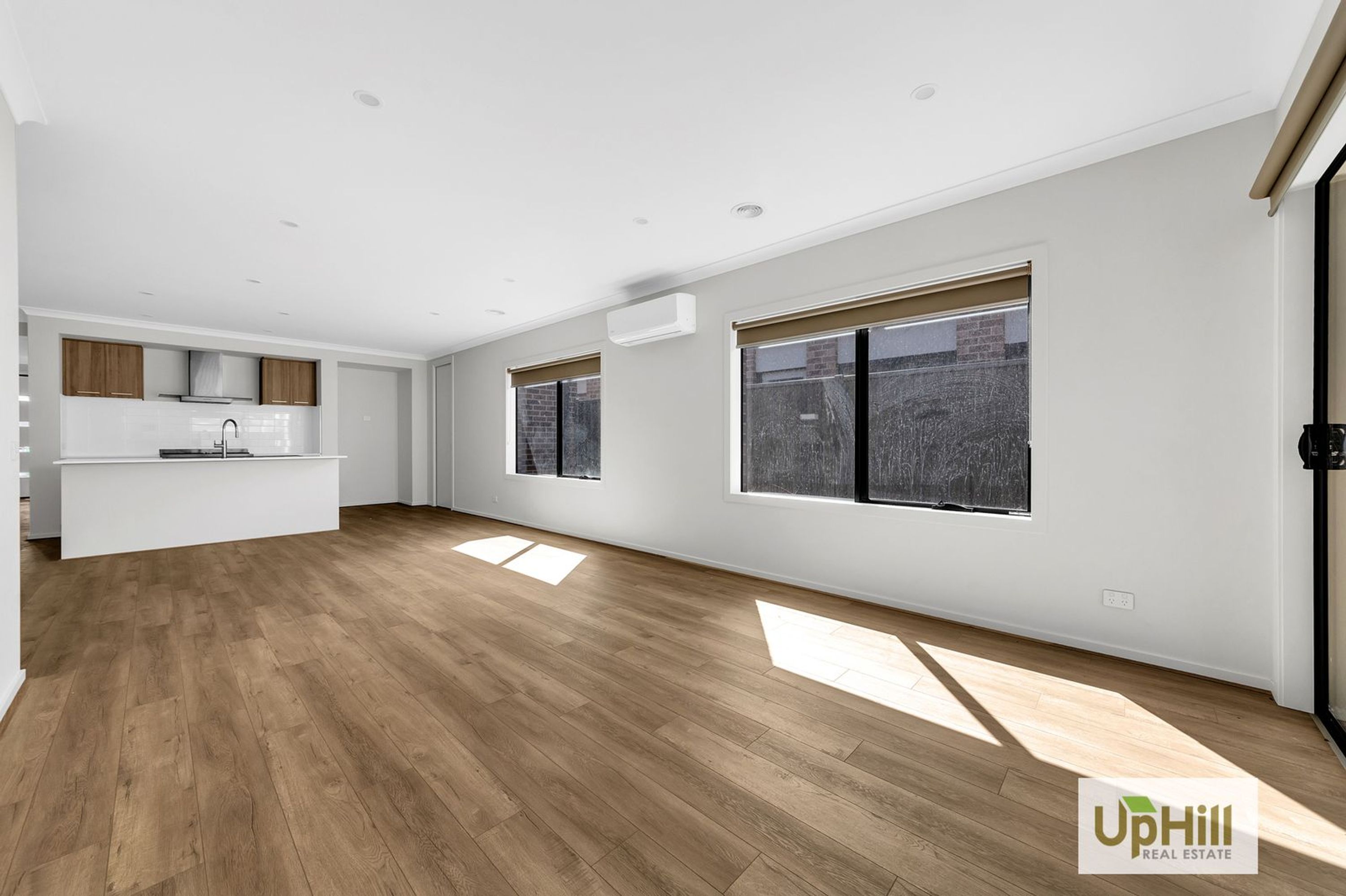 18 Todra Cres, Clyde - Thumbnail 4